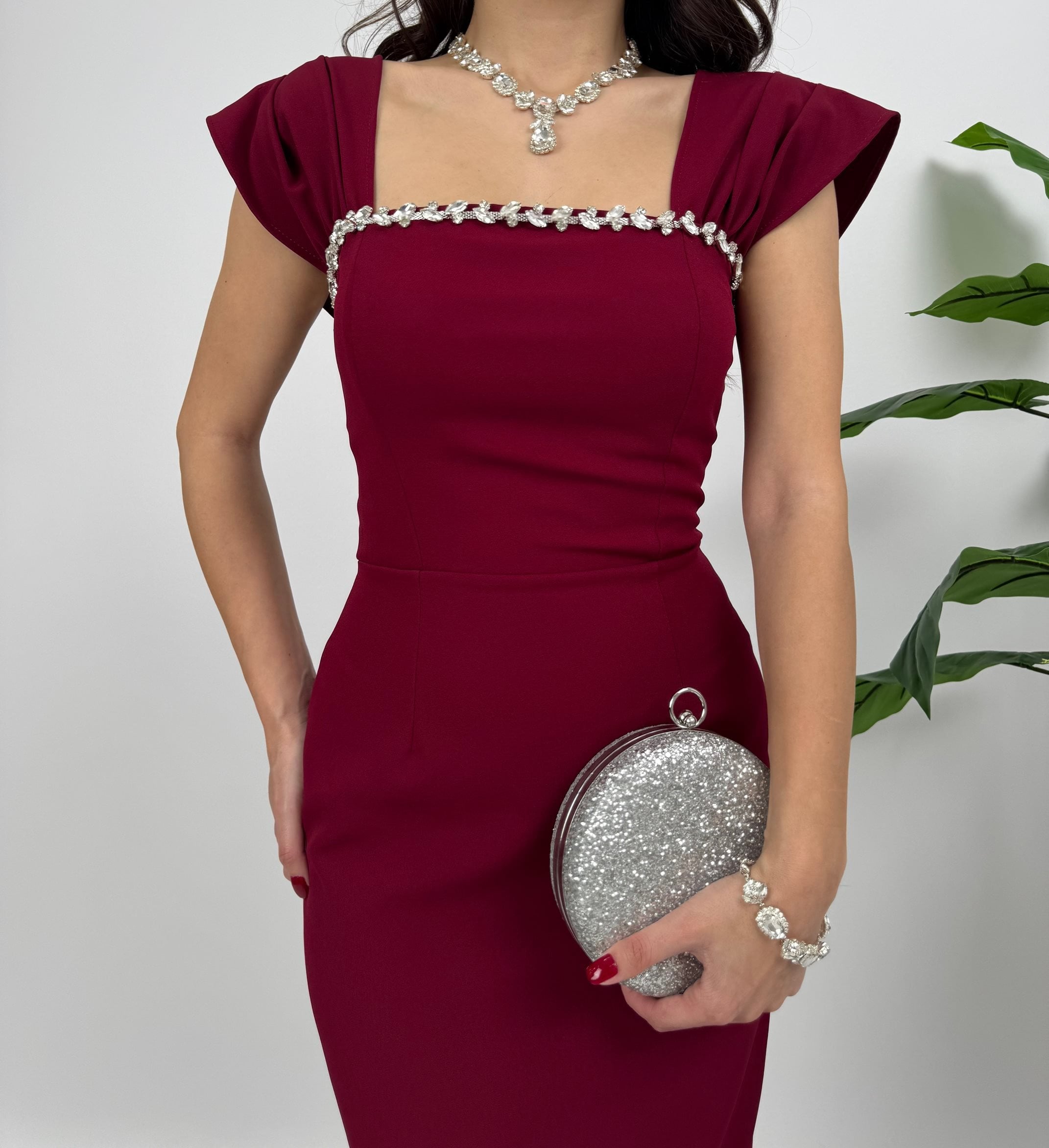 1022 HANDICRAFT CHEST DETAIL DRESS