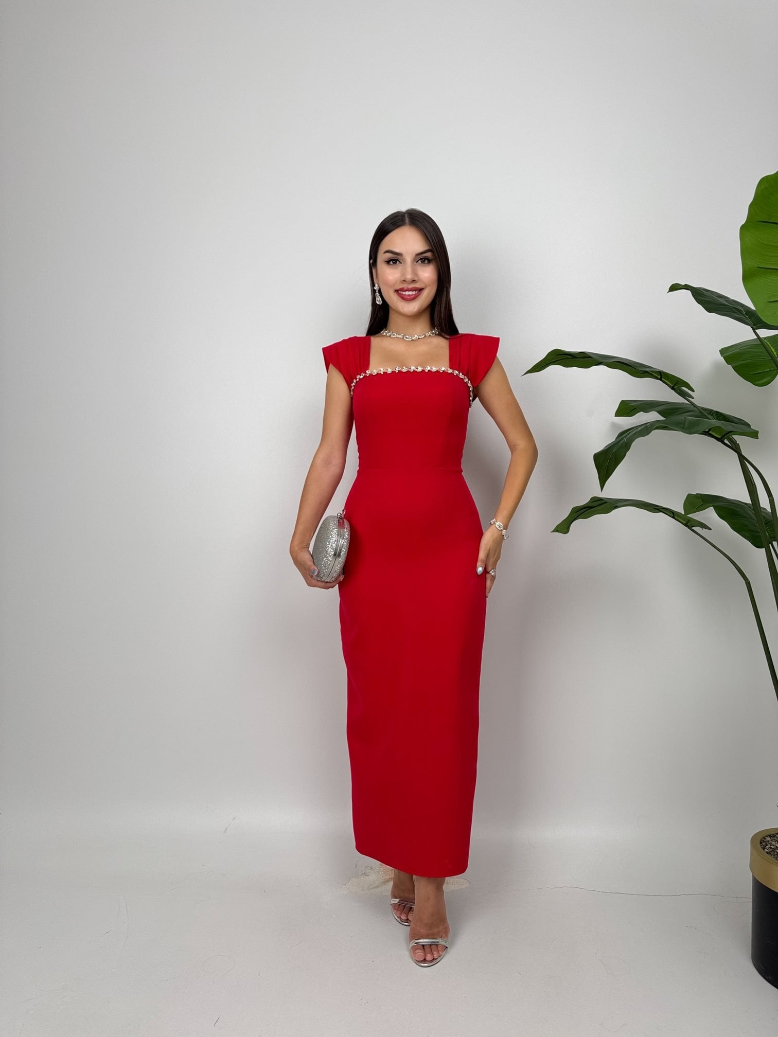 1022 HANDICRAFT CHEST DETAIL DRESS