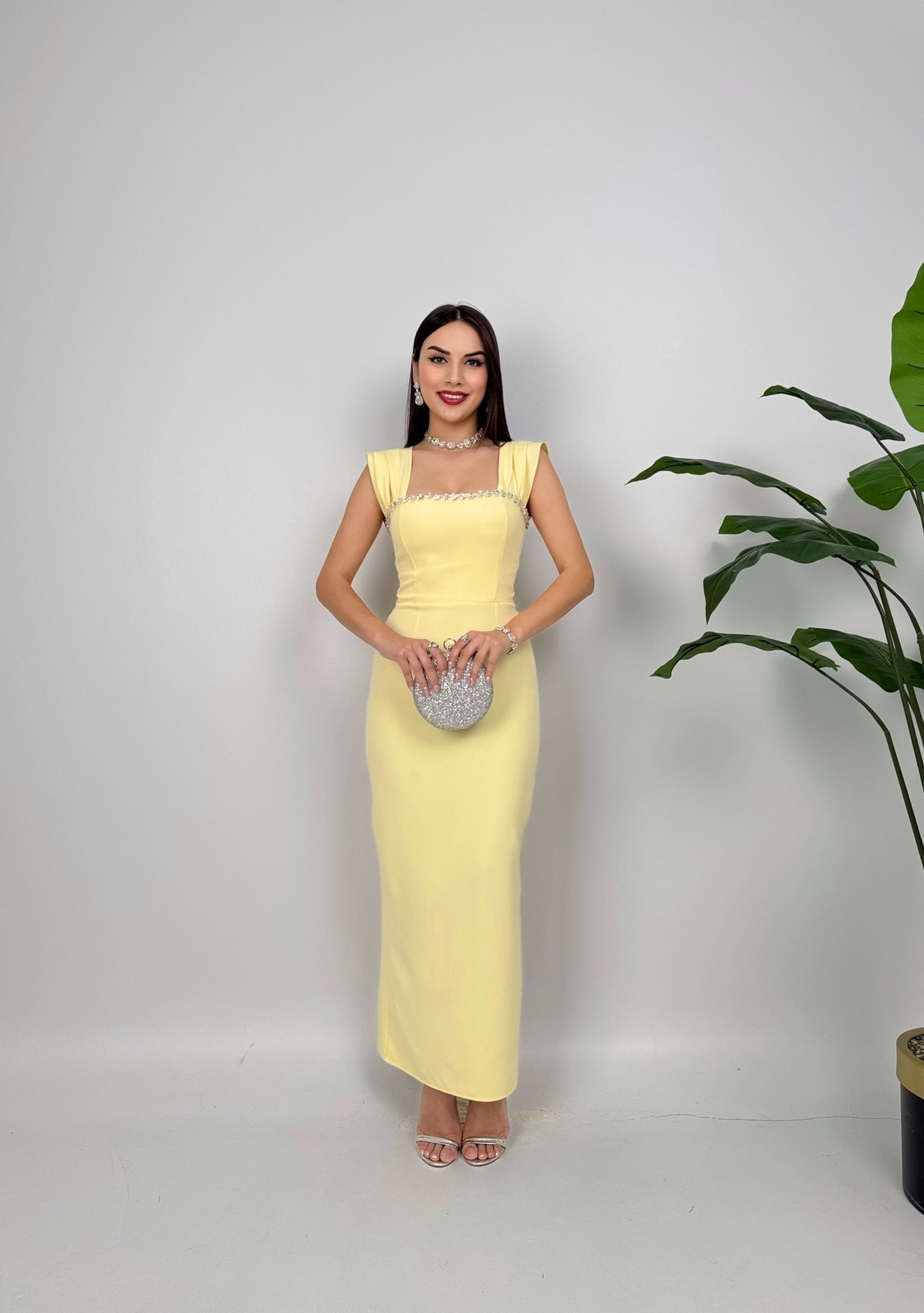 1022 HANDICRAFT CHEST DETAIL DRESS