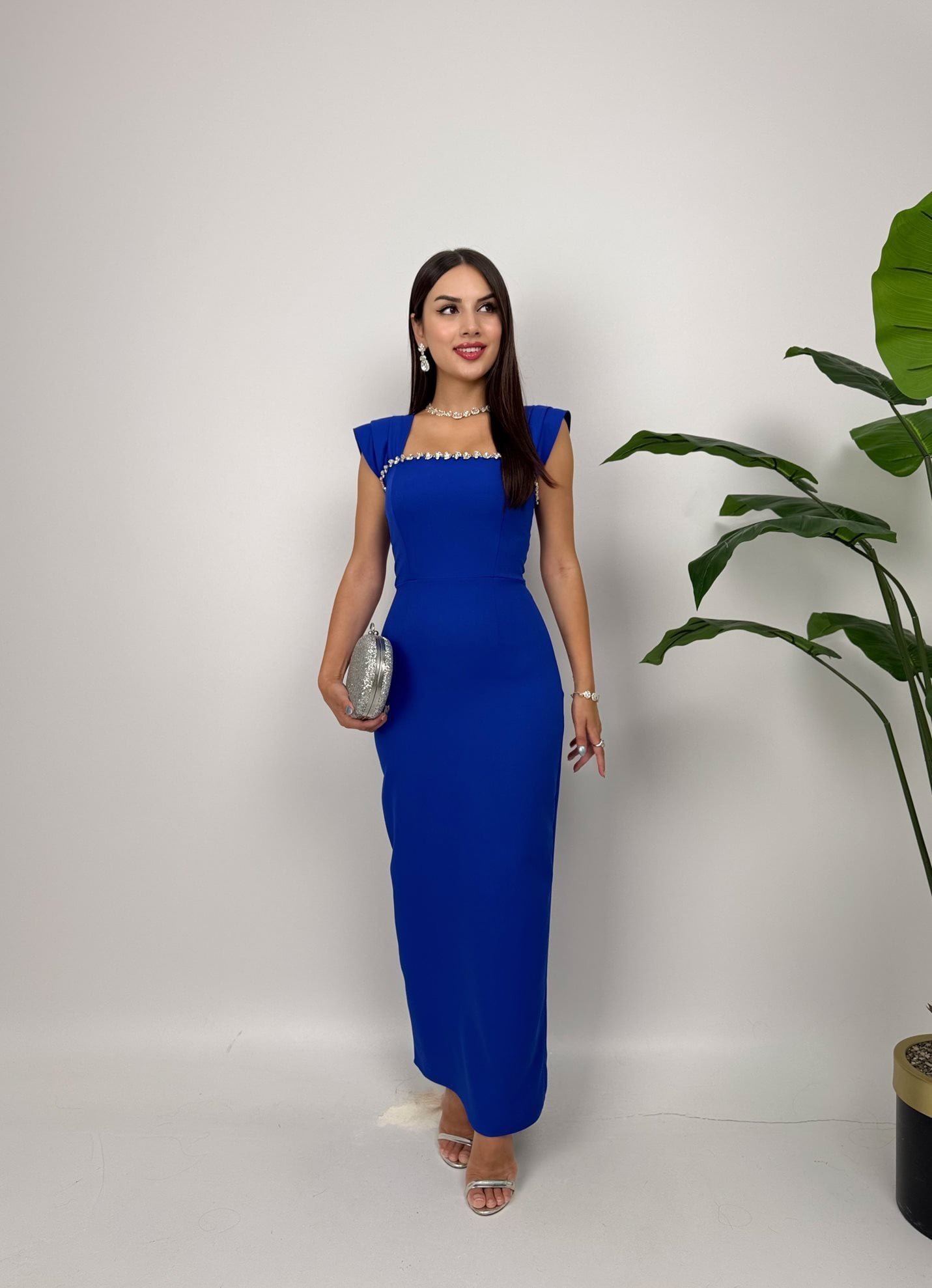 1022 HANDICRAFT CHEST DETAIL DRESS