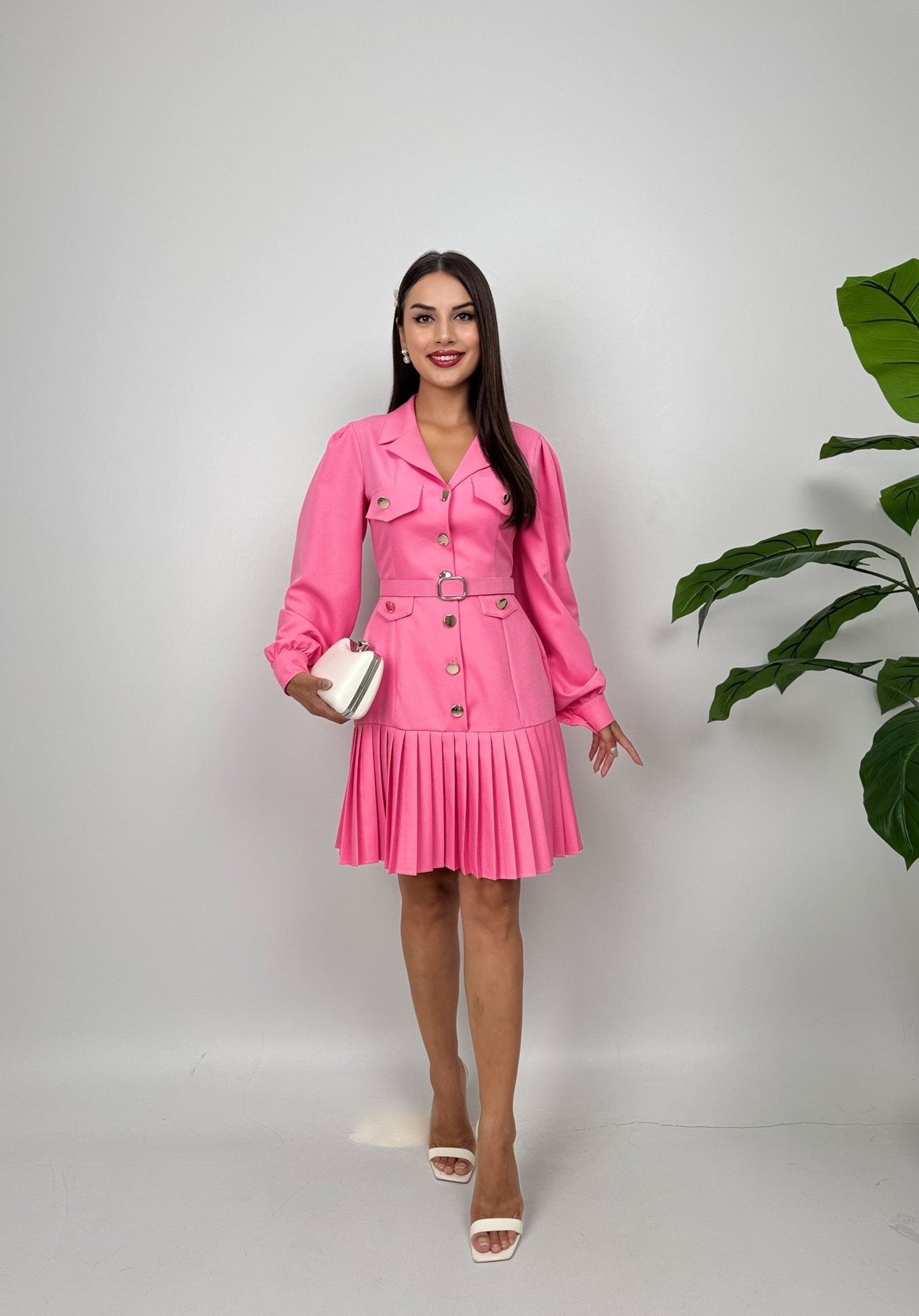 1023 PLİSELİ KISA ELBİSE