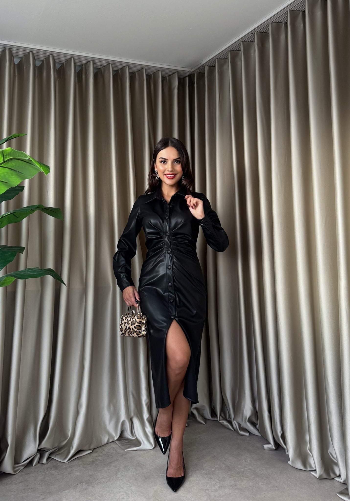 1057 ZARA LİNE DERİ ELBİSE