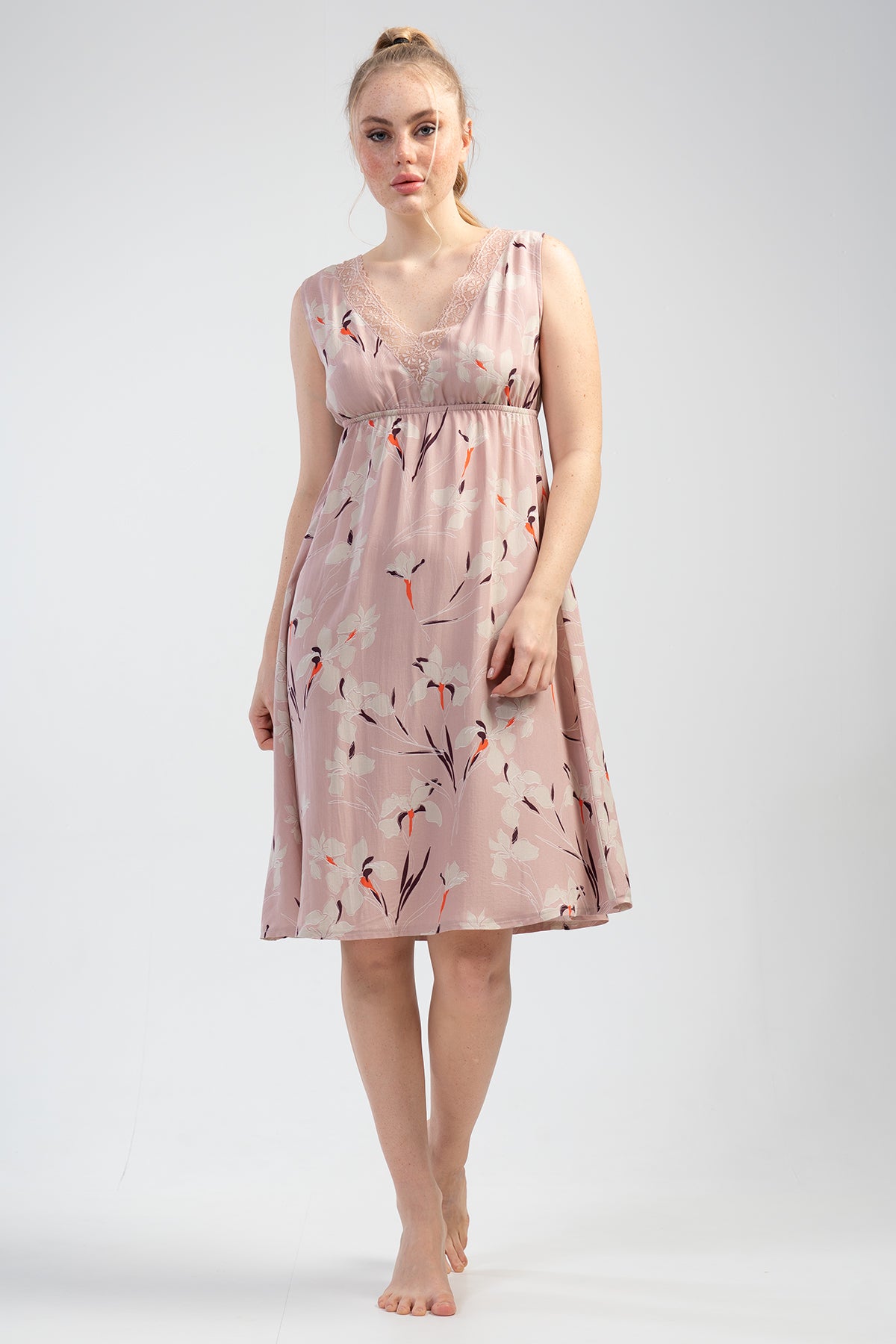 BAYAN VISCON V YAKA KOLSUZ ROBALI DANTELLI KLOS ETEKLI TUNIK