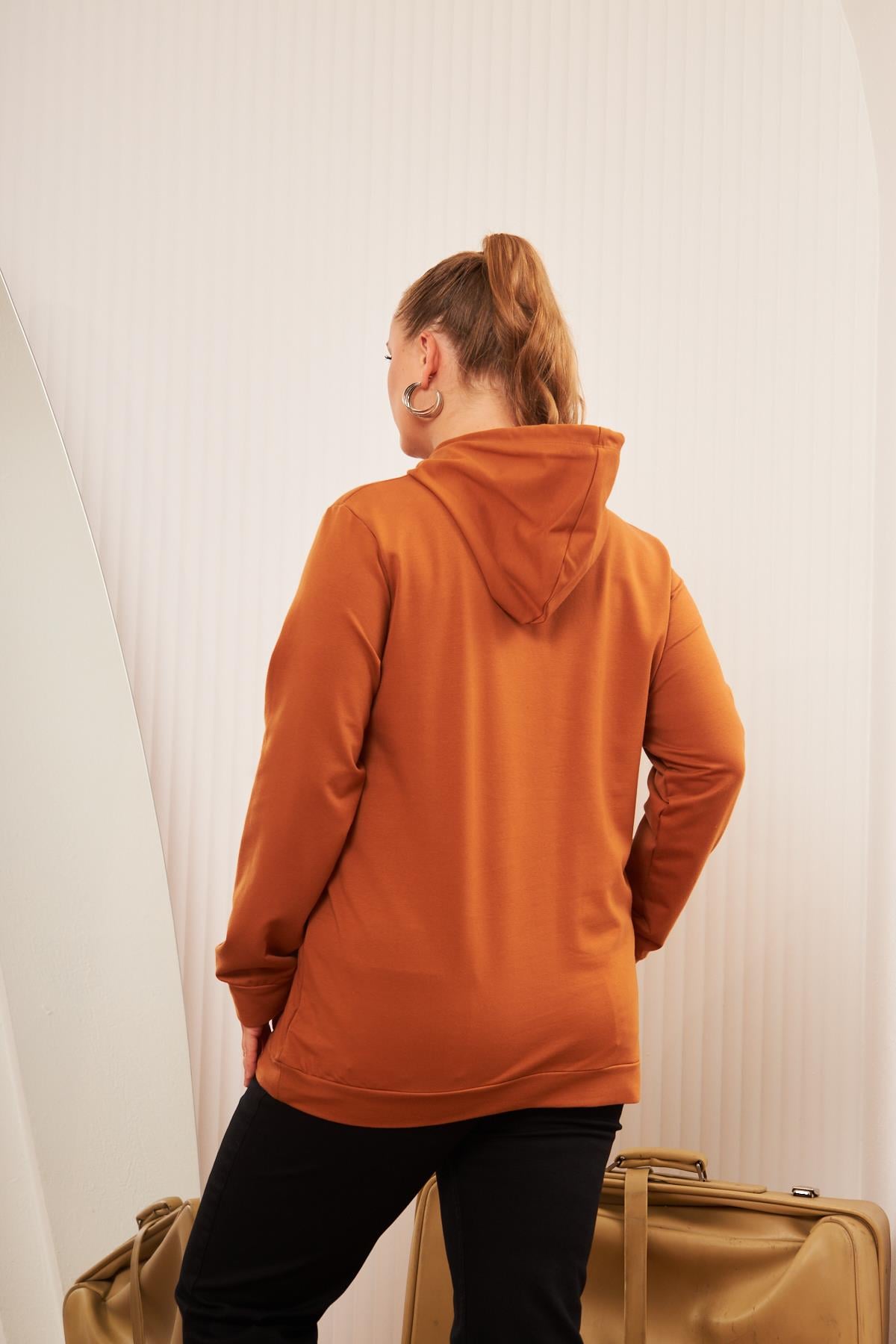 Kapşonlu Büyük Beden Camel Sweatshirt