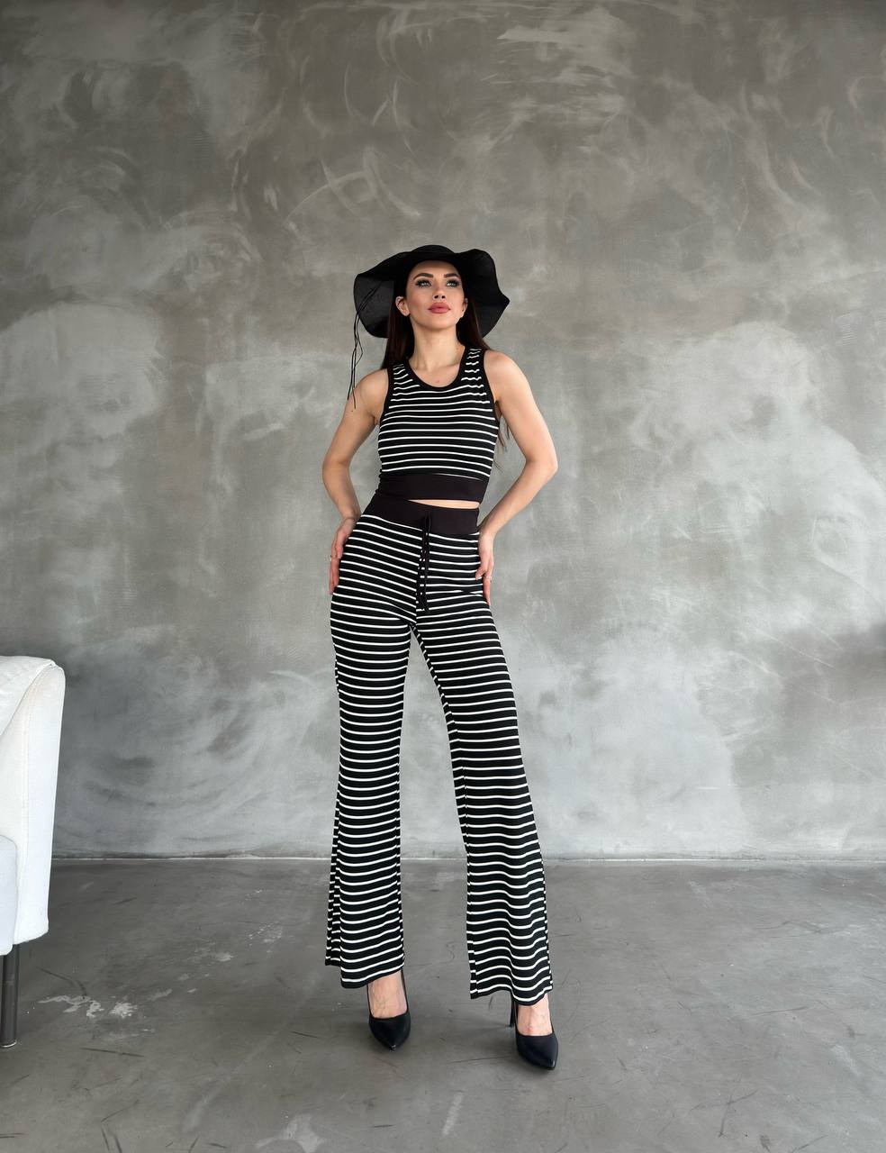 Elastic Waist Striped Trousers