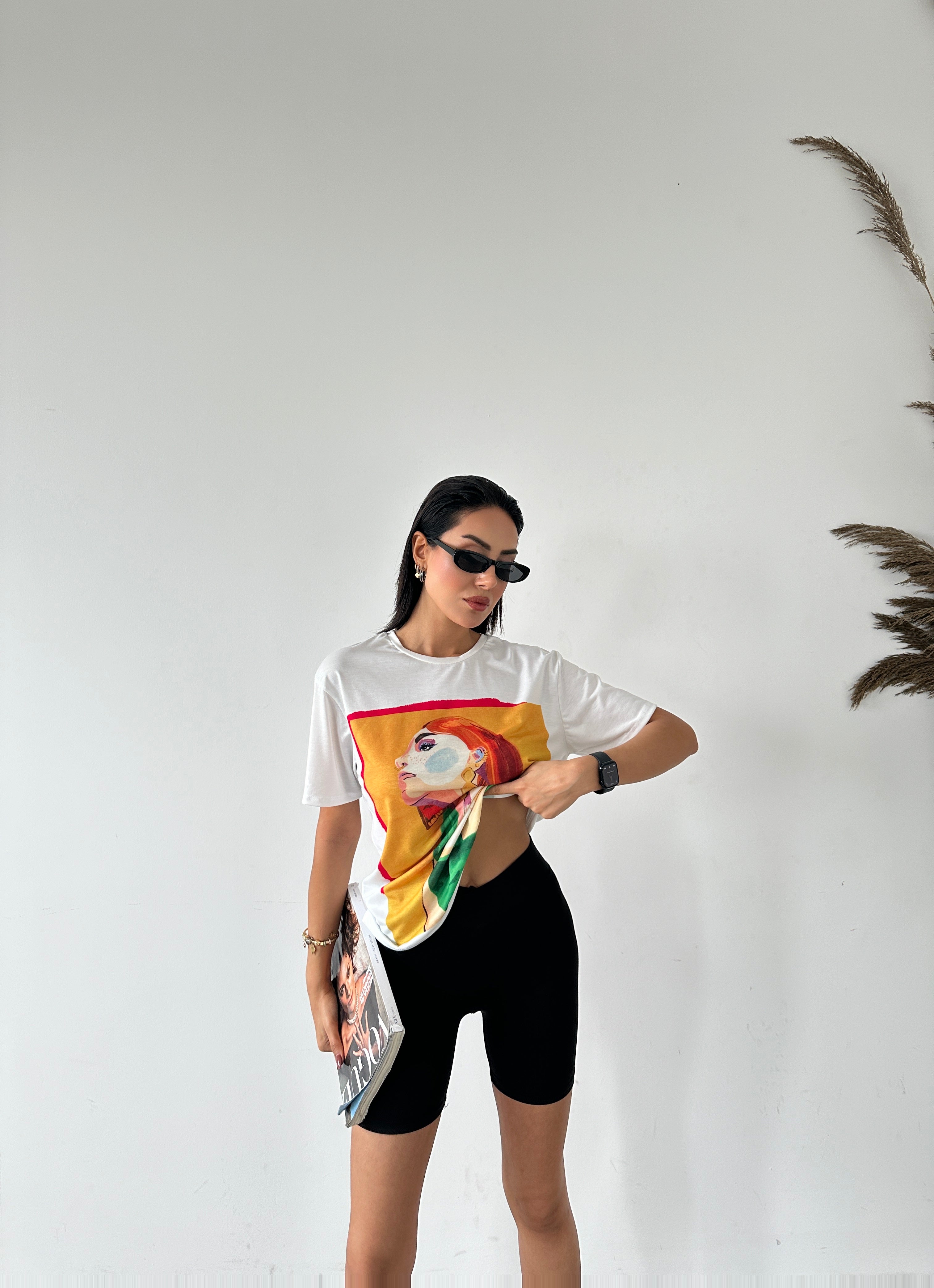 Girls Contrast Printed T-shirt