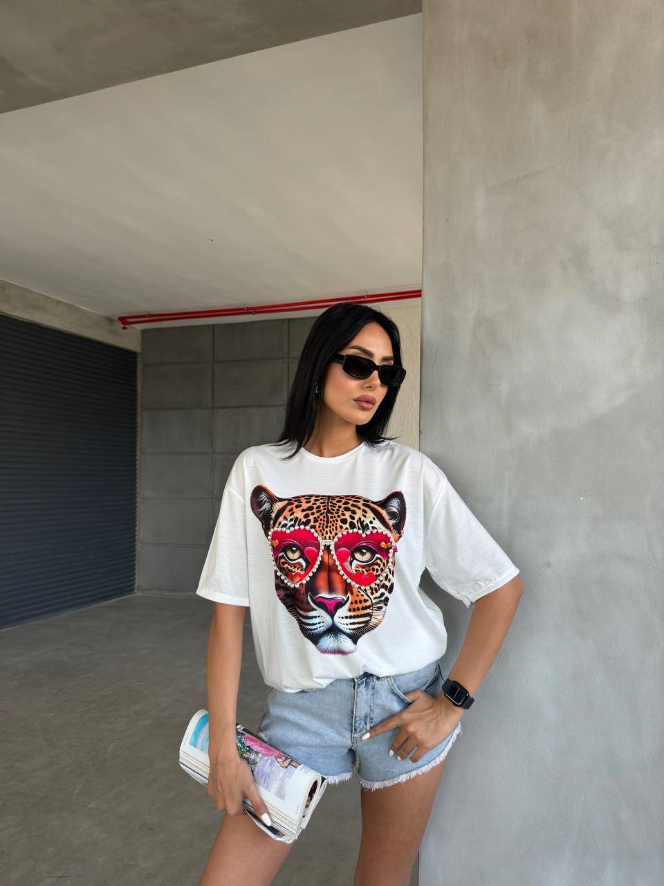 Tiger Printed Pearl T-shirt