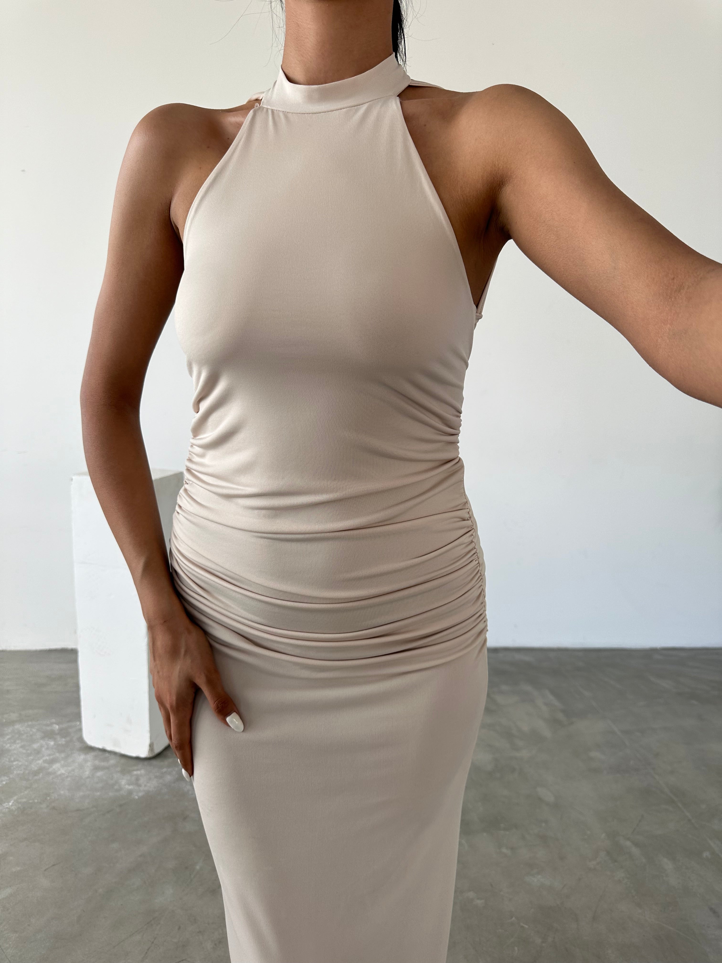 Halter Neck Back Lace Detailed Gathered Sandy Dress