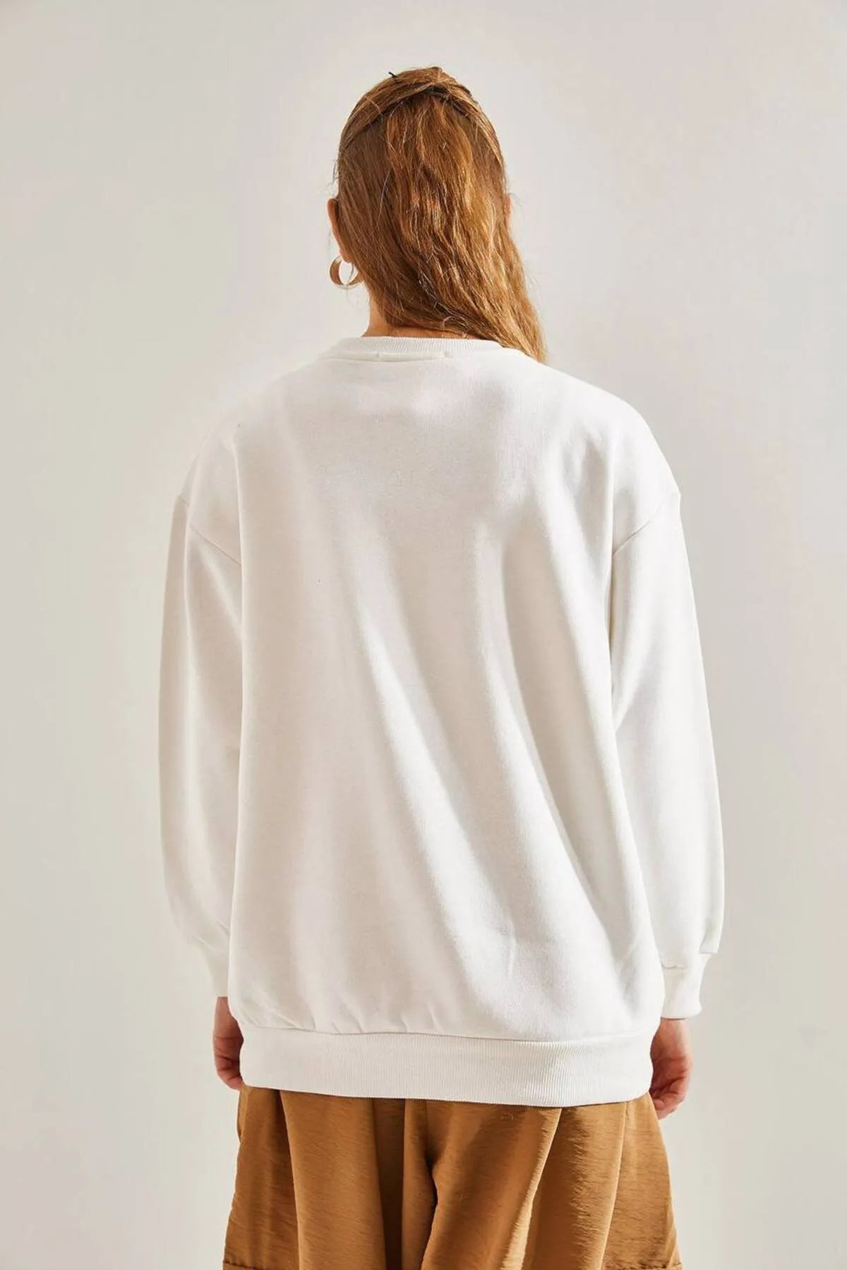 Kadın Figür Baskılı Bisiklet Yaka 3 İplik Şardonlu Sweatshirt