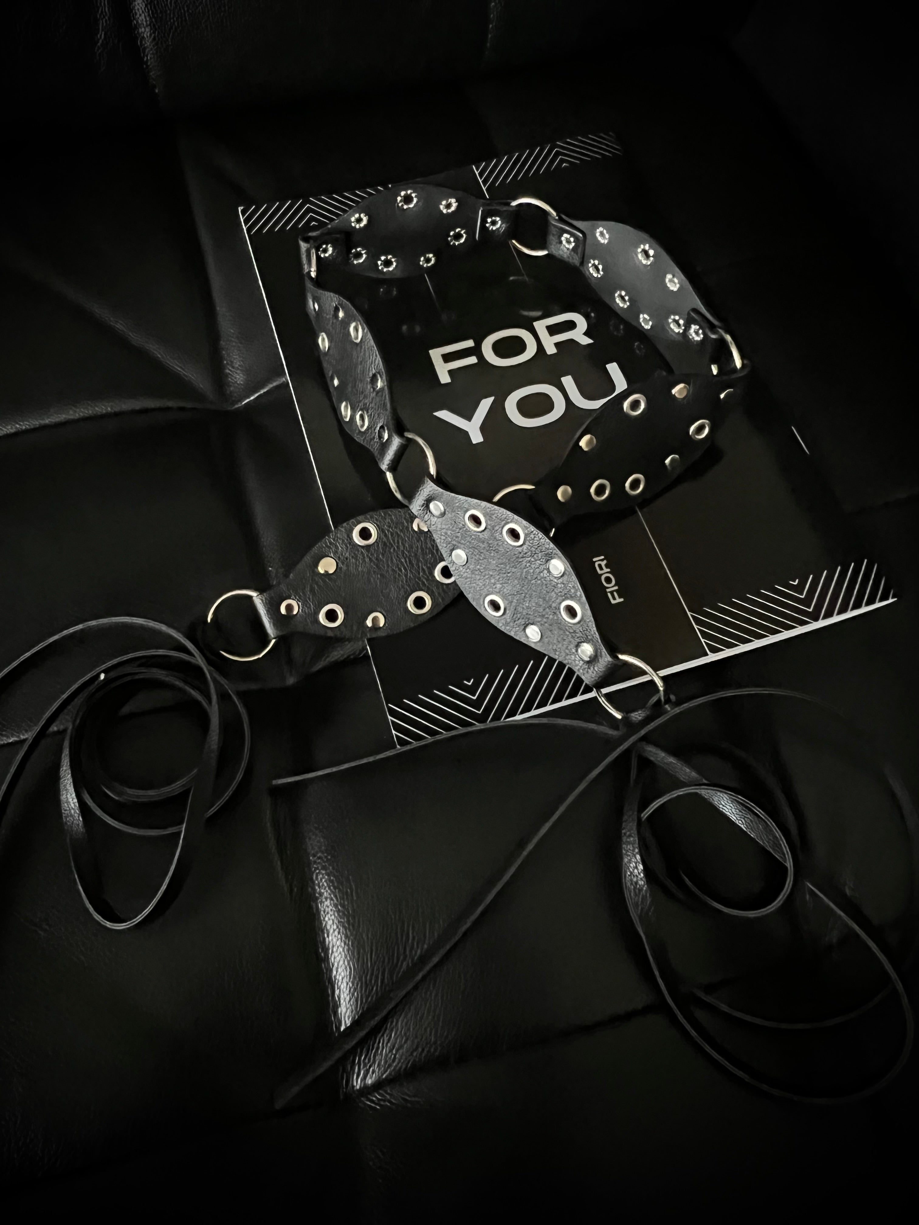 Women's Belt with Diamond Detail