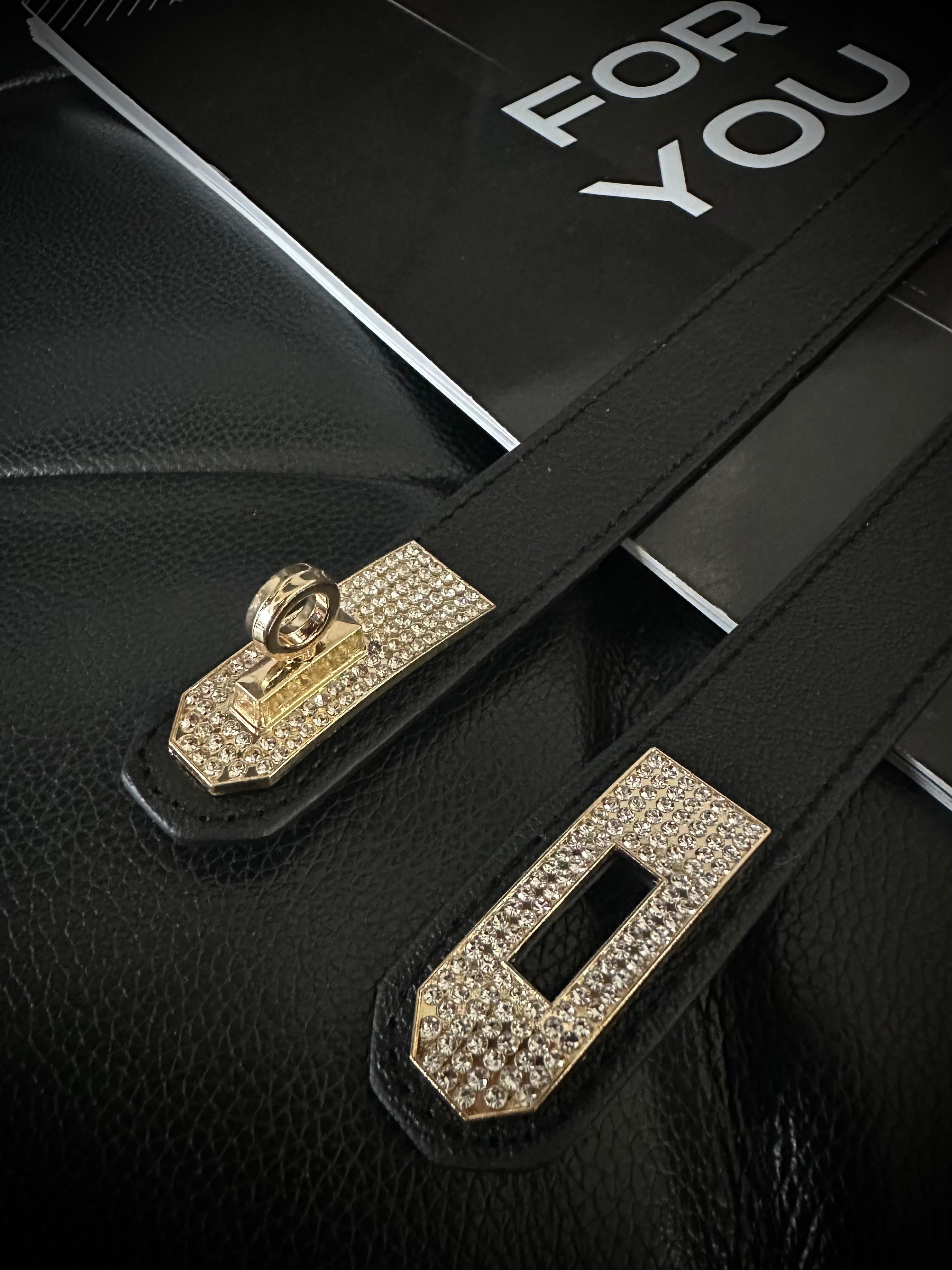 Women's Thin Elastic Belt with Lock Buckle and Stones