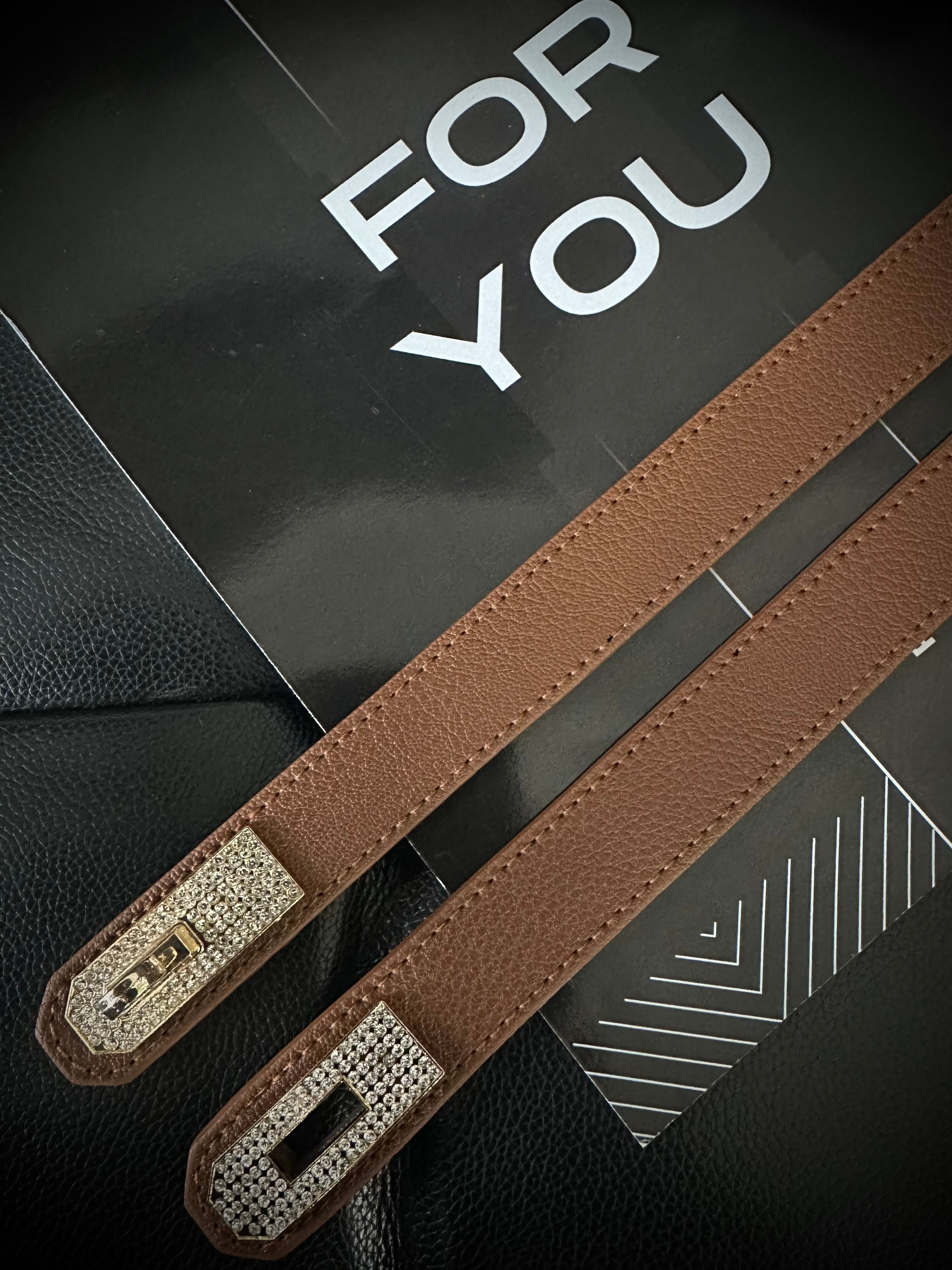 Women's Thin Elastic Belt with Stones and Lock Buckle