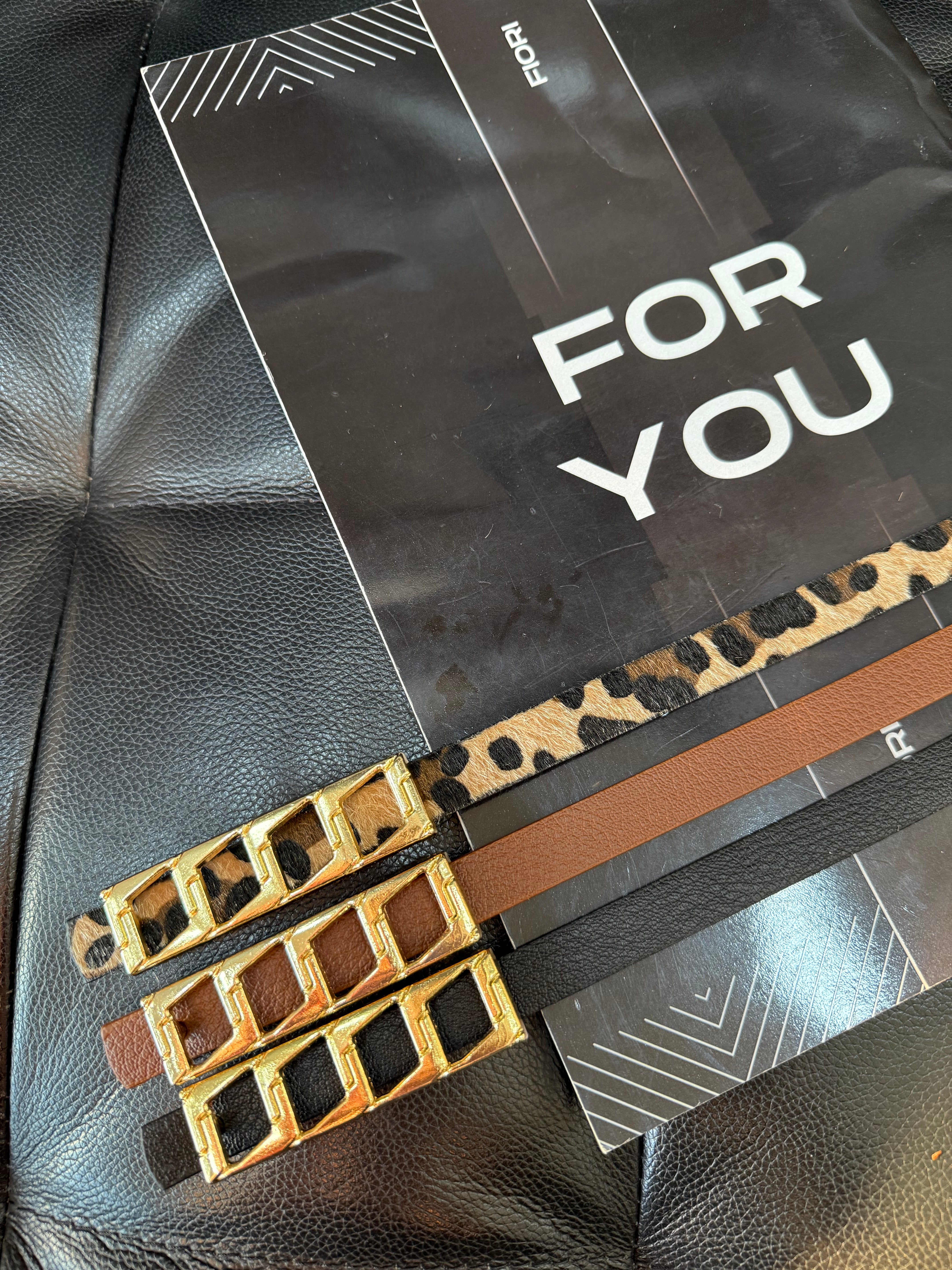 Basic Women's Belt with Thin Chain Buckle