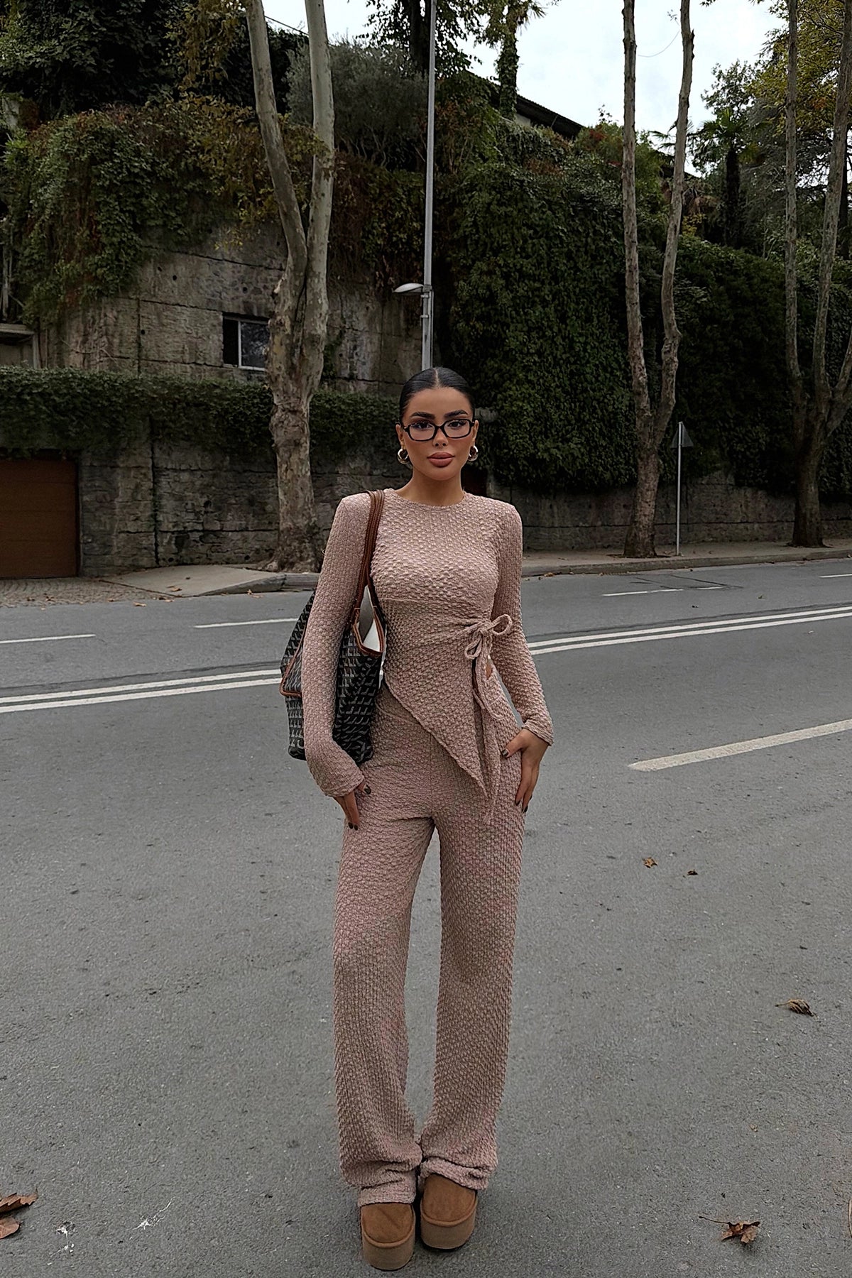 Bej Pantolonlu Takım XS