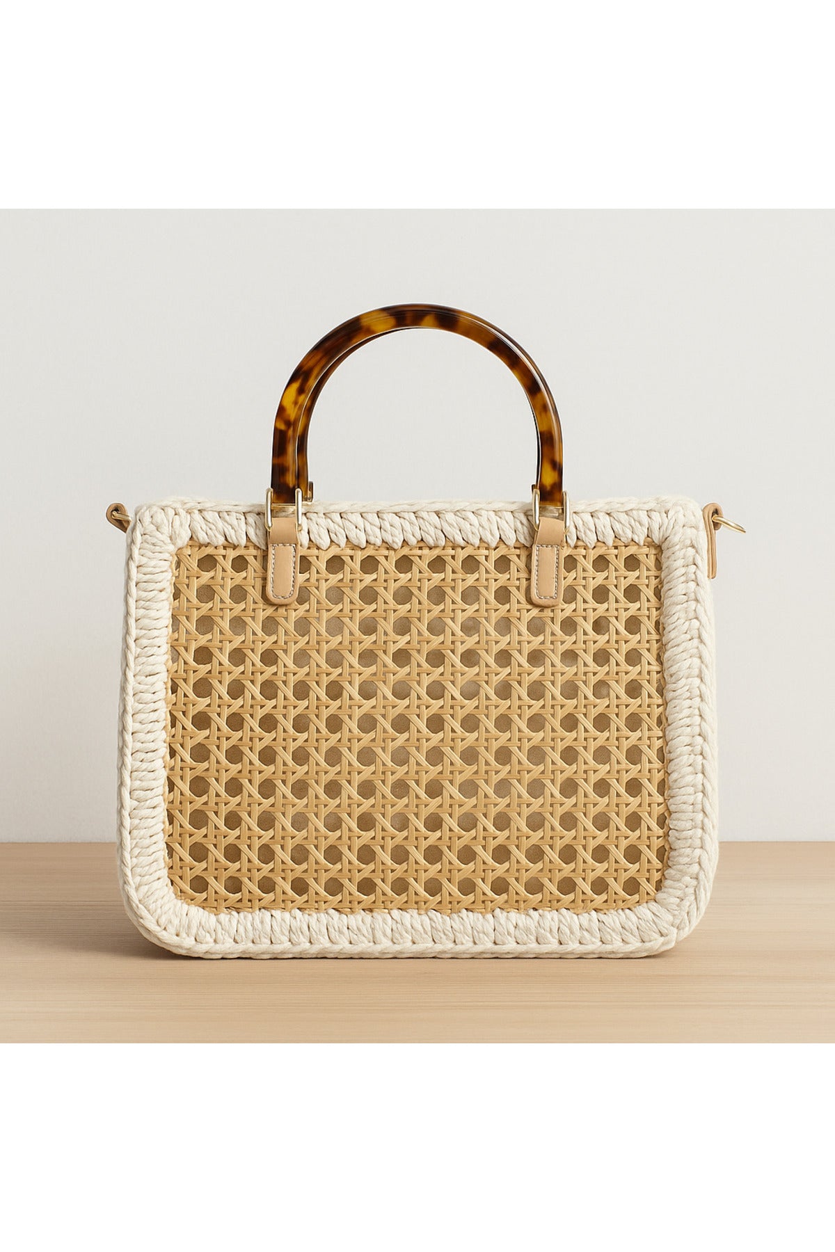 El Yapımı Rattan Örgü Çanta – Bambu Kulplu Doğal Yazlık Model 26x33 Cm CNT1046