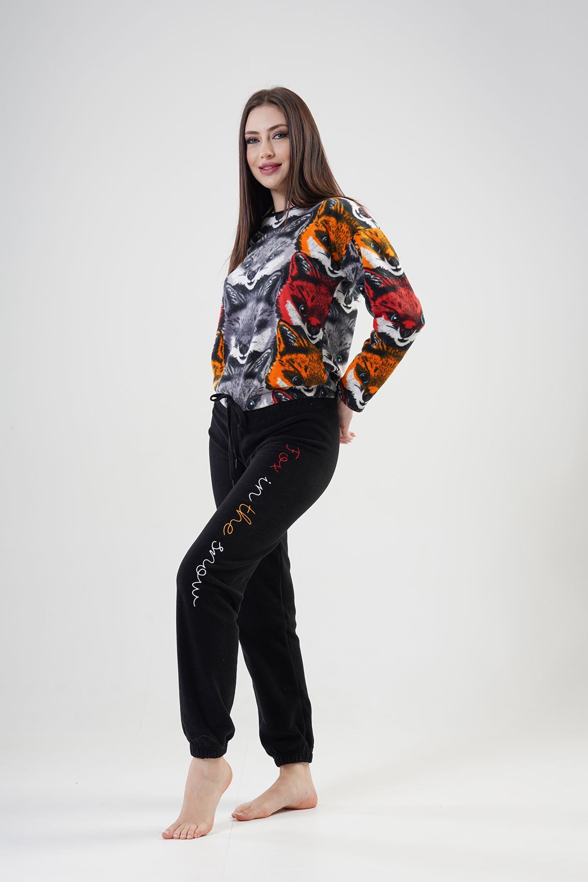 BAYAN POLAR O YAKA DUSUK OMUZLU UZUN KOL BELI PACASI BUZGULU PIJAMA TAKIM