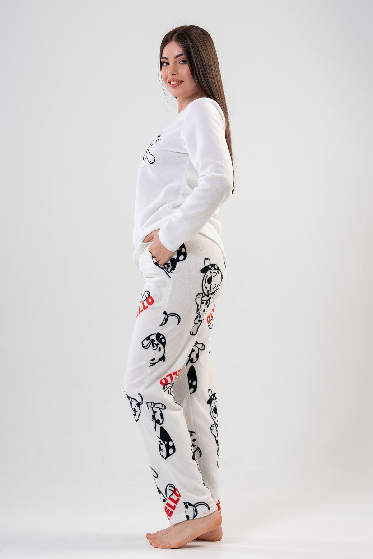 BAYAN POLAR O YAKA UZUN KOL ETEGI OVAL CEPLI PIJAMA TAKIM