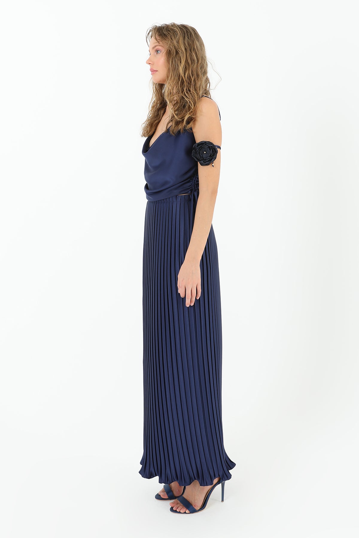 Women's Pleated Long Satin Skirt - 31916ETK
