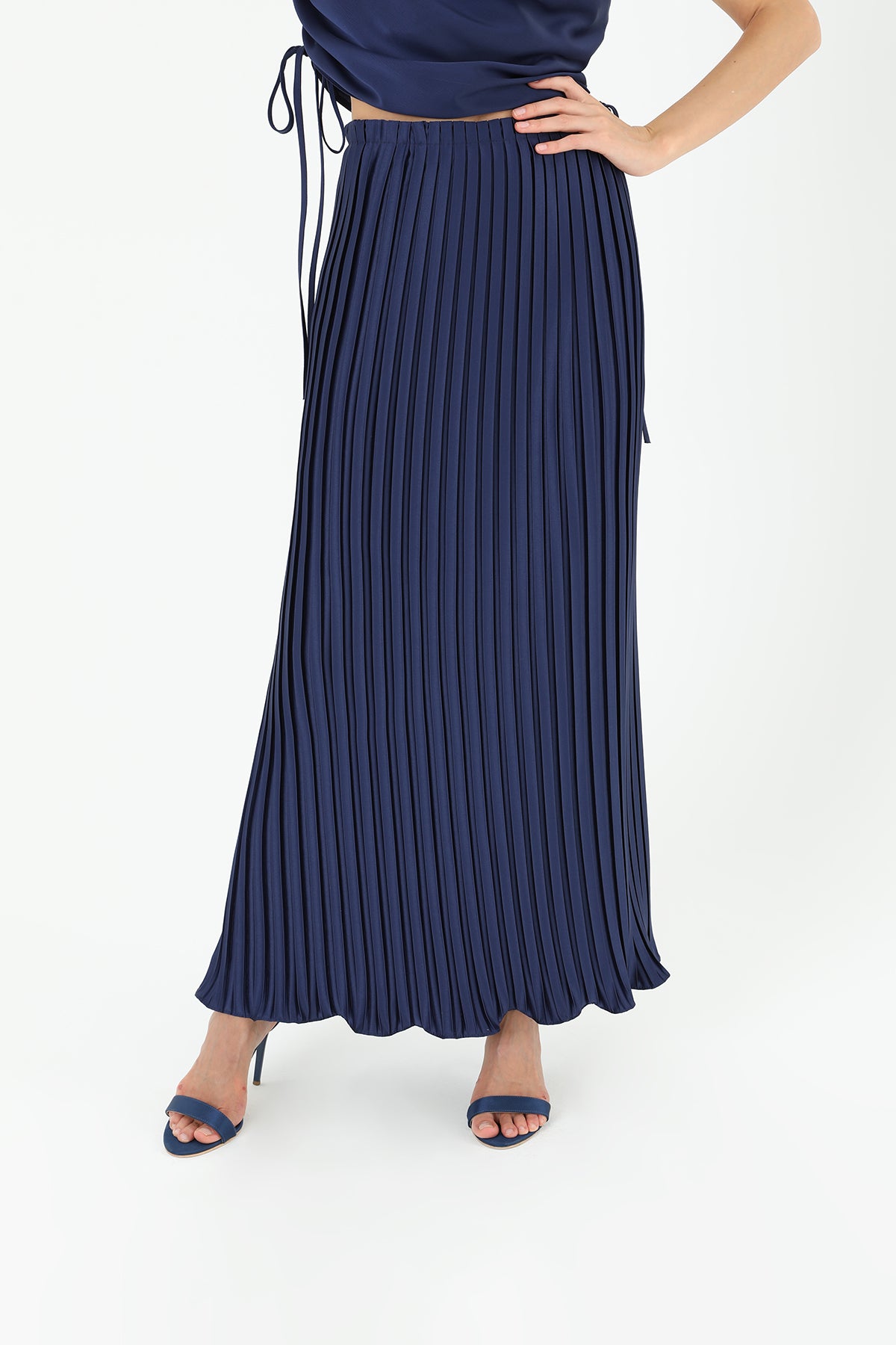 Women's Pleated Long Satin Skirt - 31916ETK