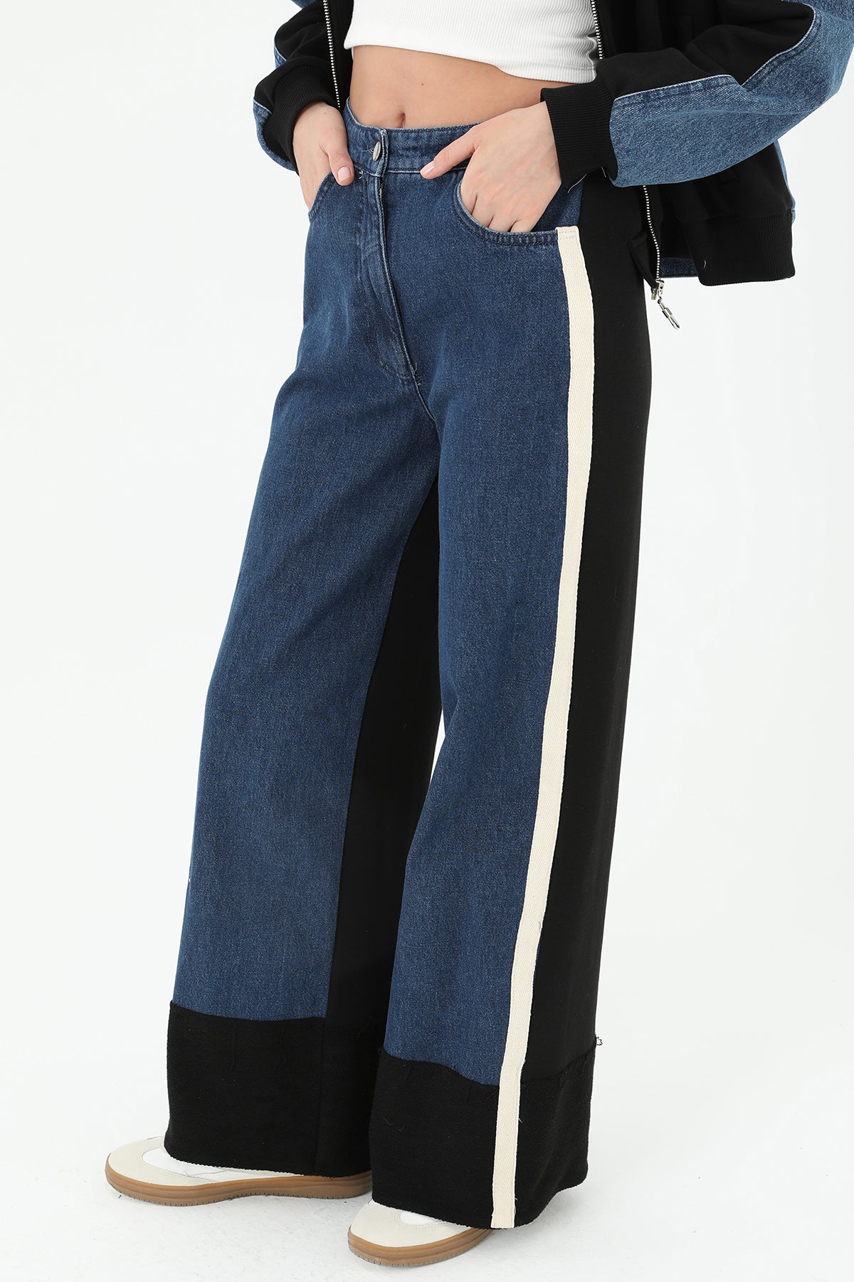 Kadın Paça Triko Detaylı Geniş Paça Kot Pantolon - 31994PNT