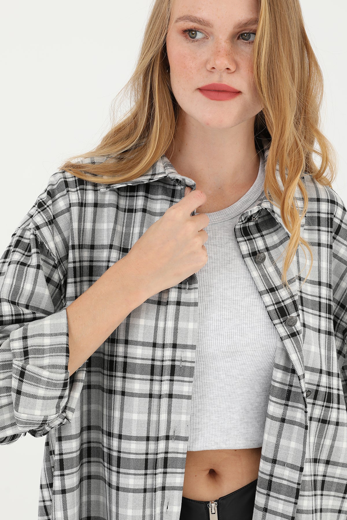 Women's Plaid Shirt - 32083GML