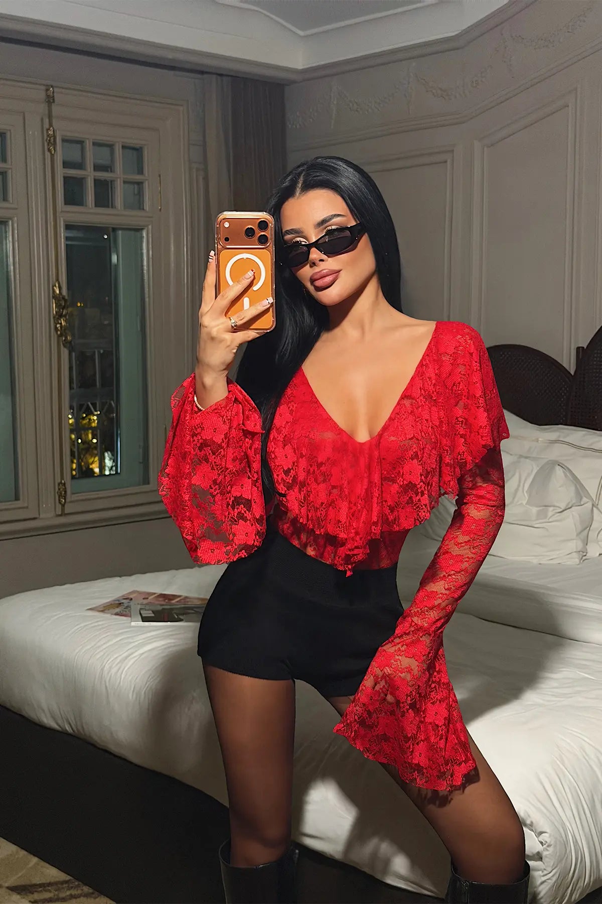 Kırmızı Dantel Detay Bodysuit