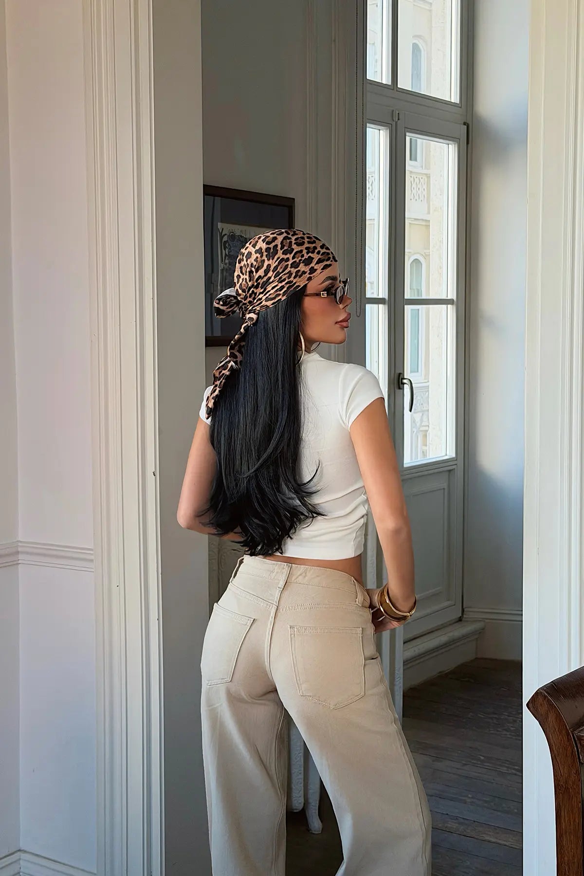 Beyaz Basic Crop Top