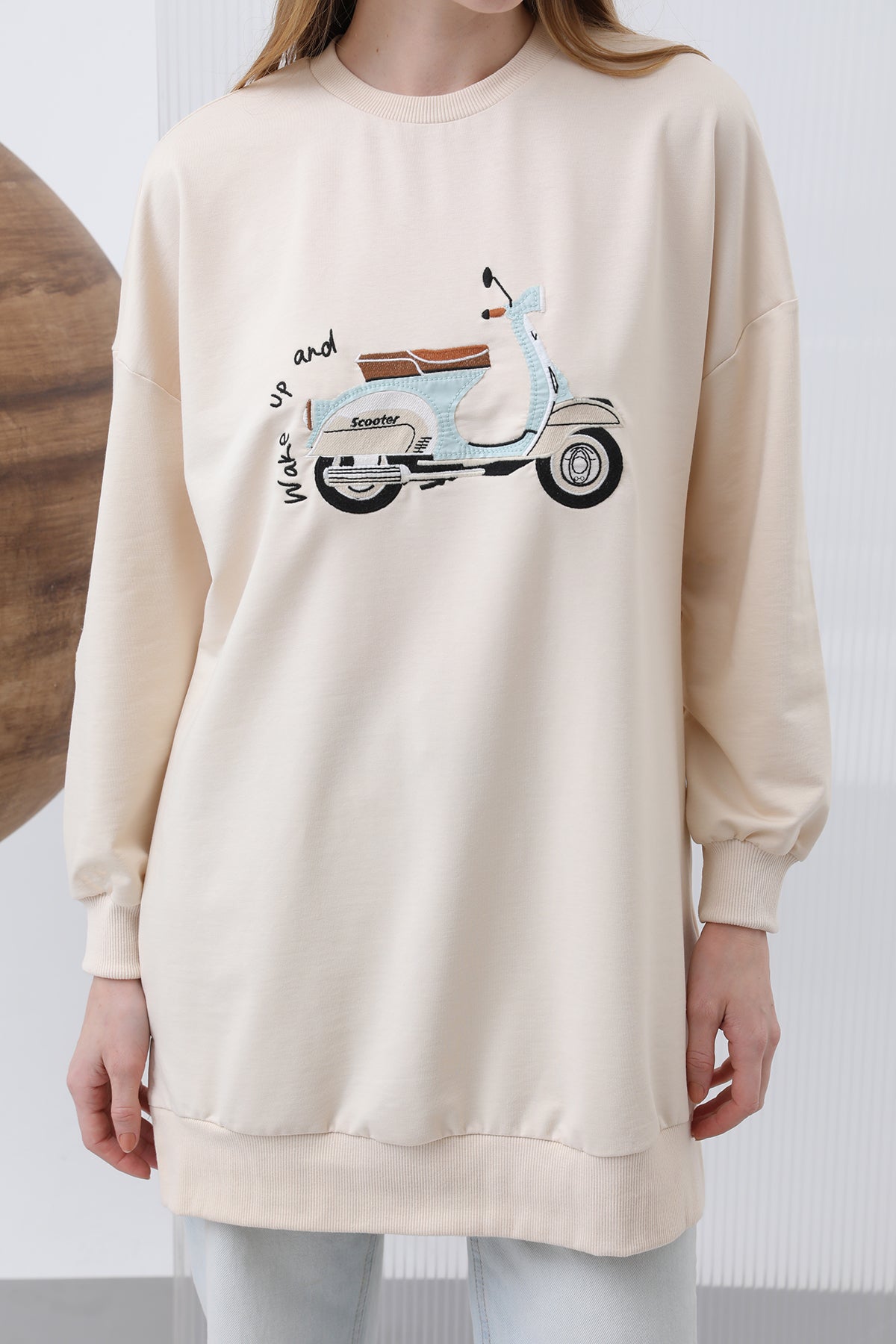 Kadın Önü Scooter Baskılı Ve Garnili Tunik - 10636TUN