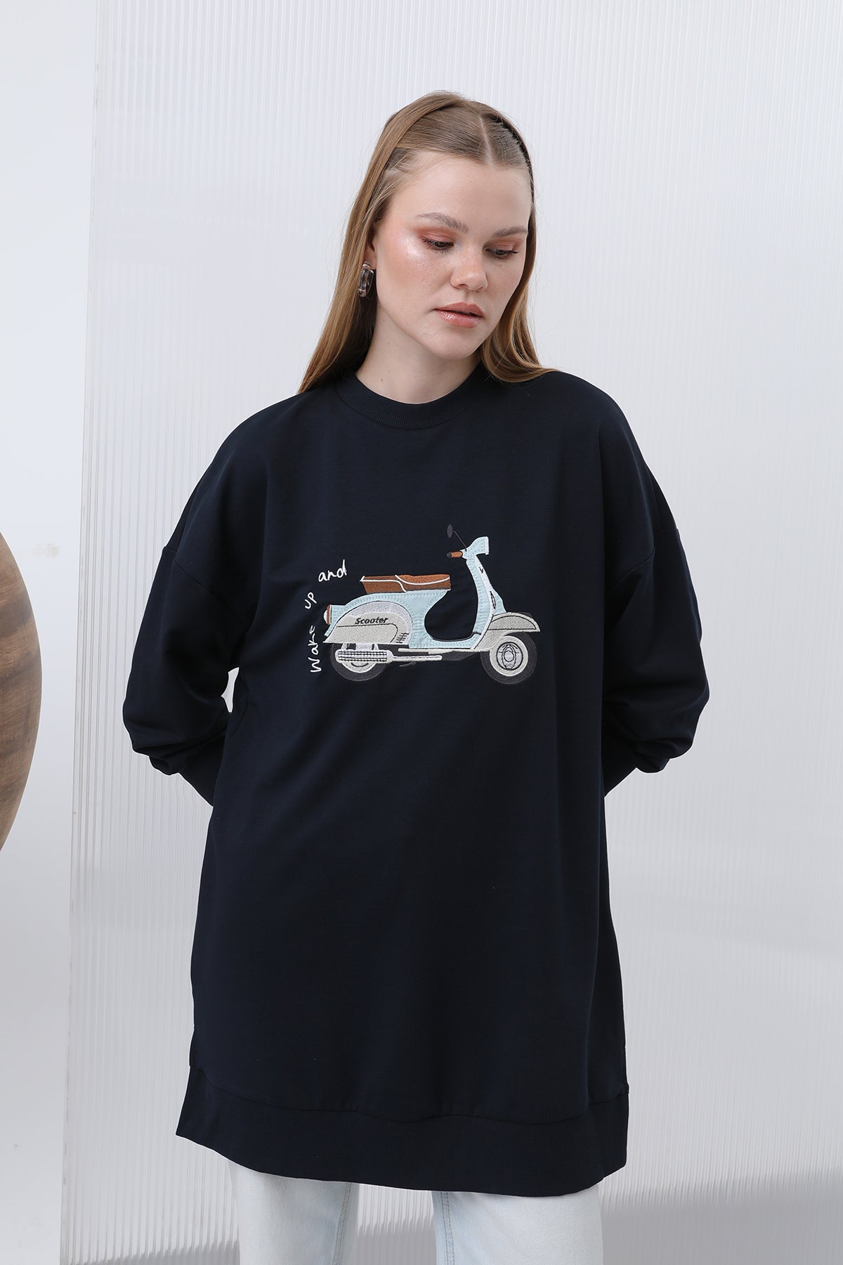 Kadın Önü Scooter Baskılı Ve Garnili Tunik - 10636TUN - NAVY