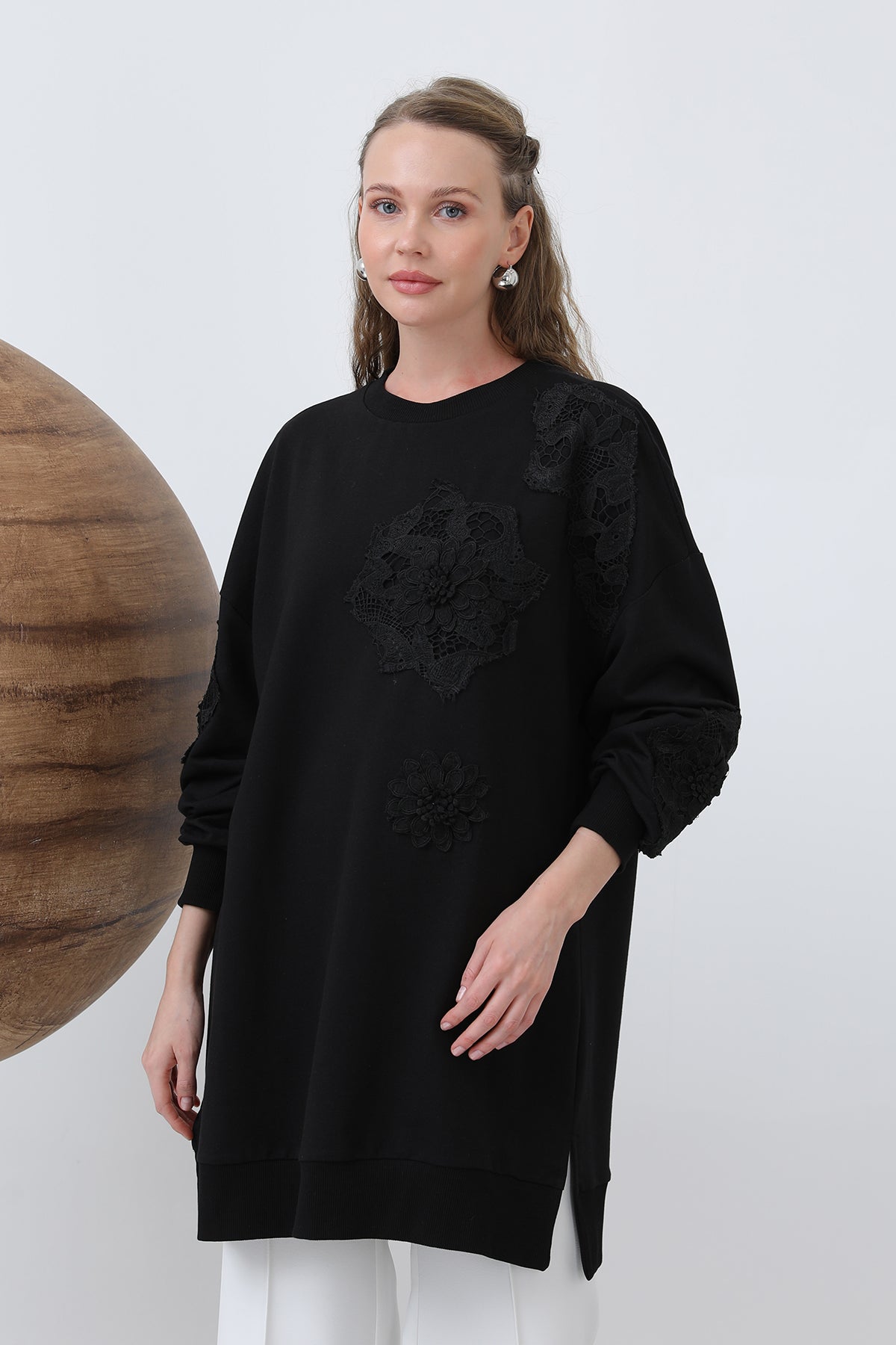 Kadın Önü Çiçek Motifli Dantelli Tunik - 10652TUN