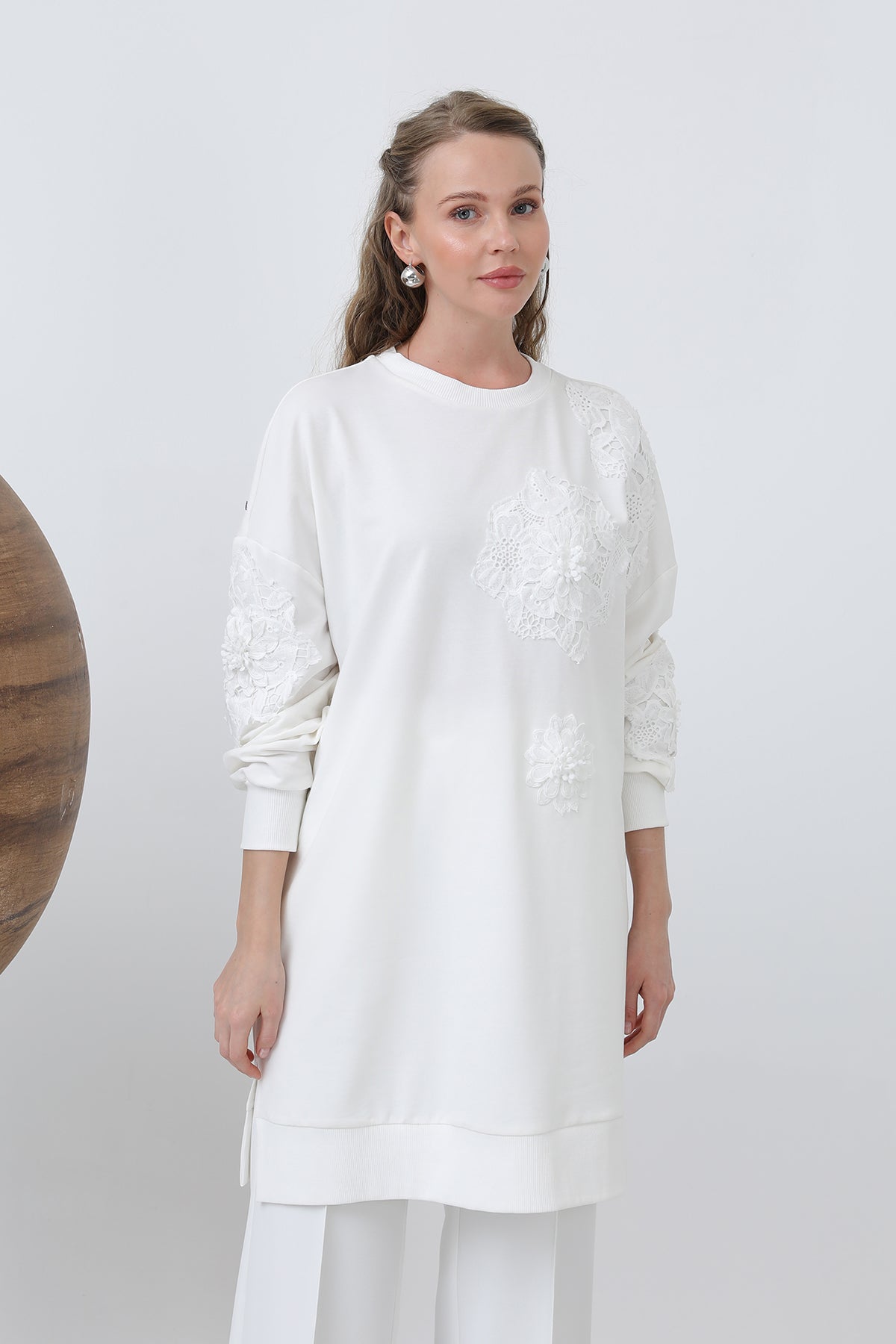 Kadın Önü Çiçek Motifli Dantelli Tunik - 10652TUN