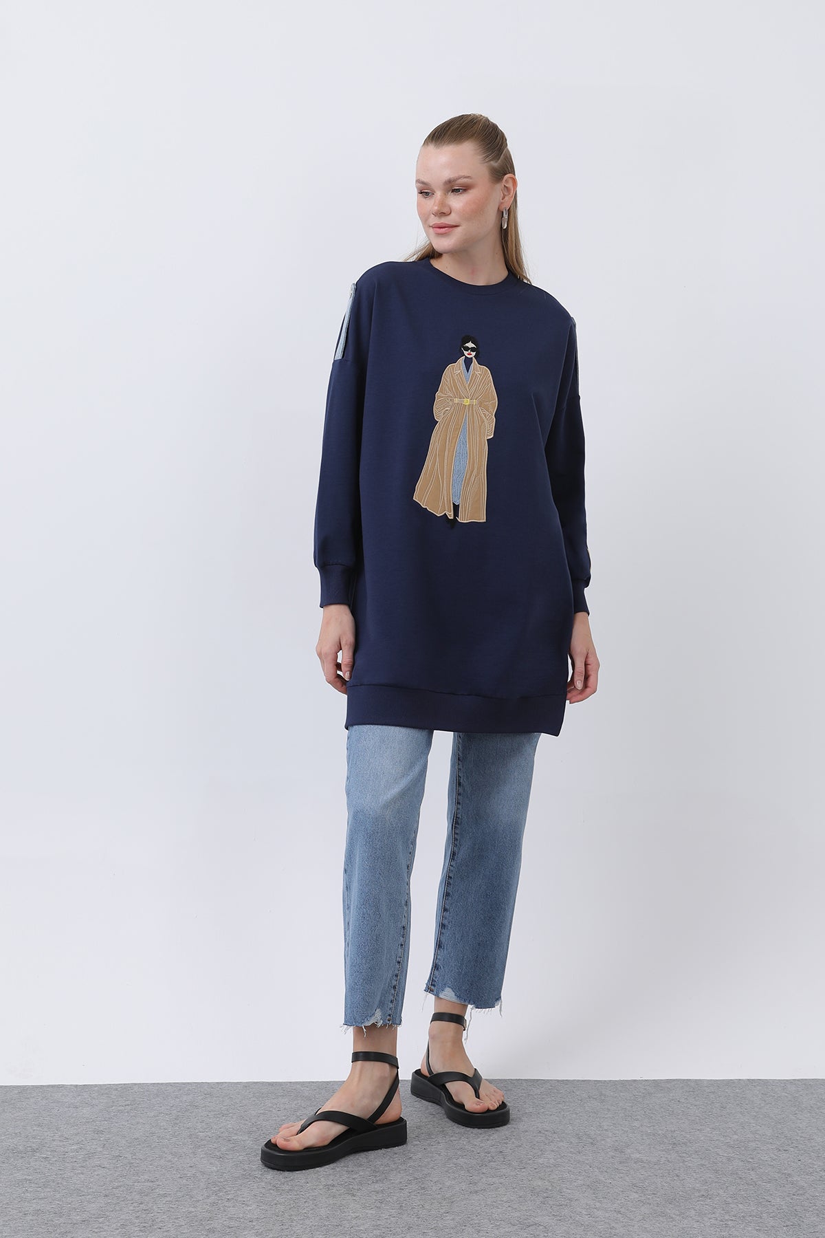 Kadın Önü Nakışlı Ve Baskılı Tunik - 10655TUN - NAVY