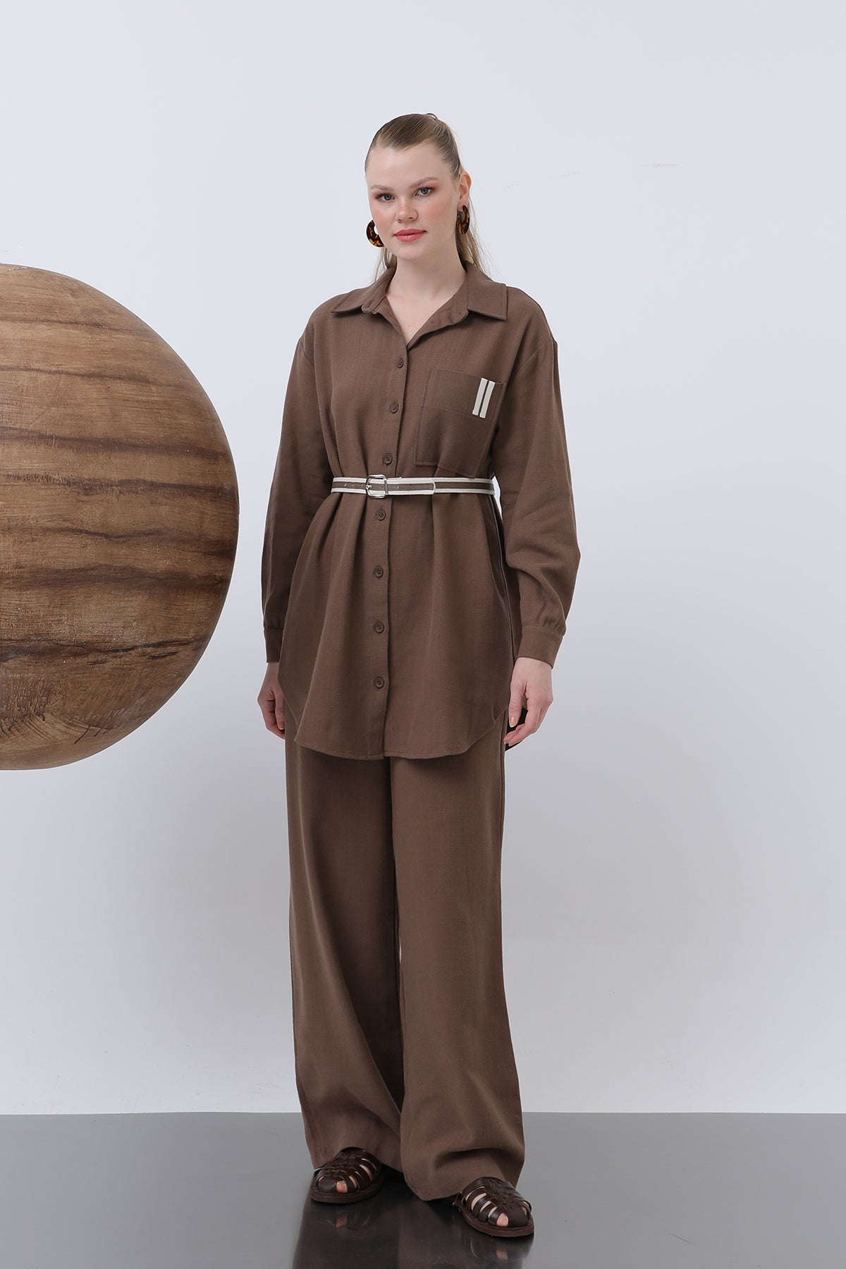 Kadın Beli Büzgülü Ve Cep Detaylı Gömlek Ve Pantolonlu Takım - 14313TKS - BROWN