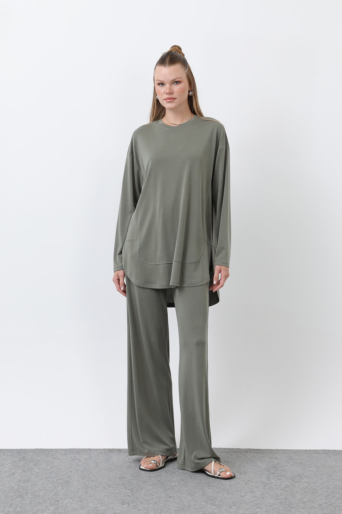 Kadın Önü Dikiş Detaylı Pantolonlu Takım - 14344TKS - KHAKI