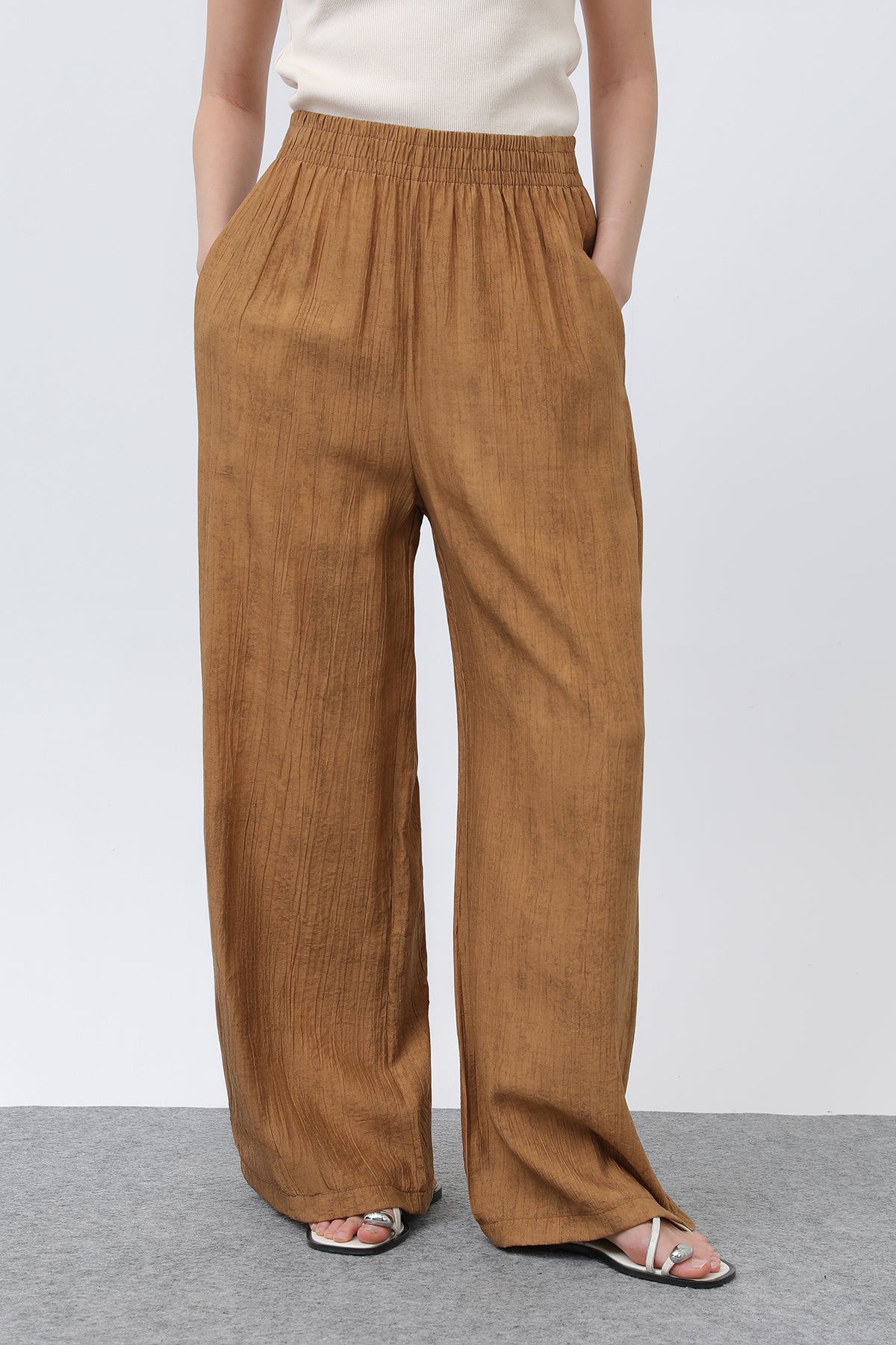 Kadın Beli Lastikli Bol Pantolon - 18238PNT