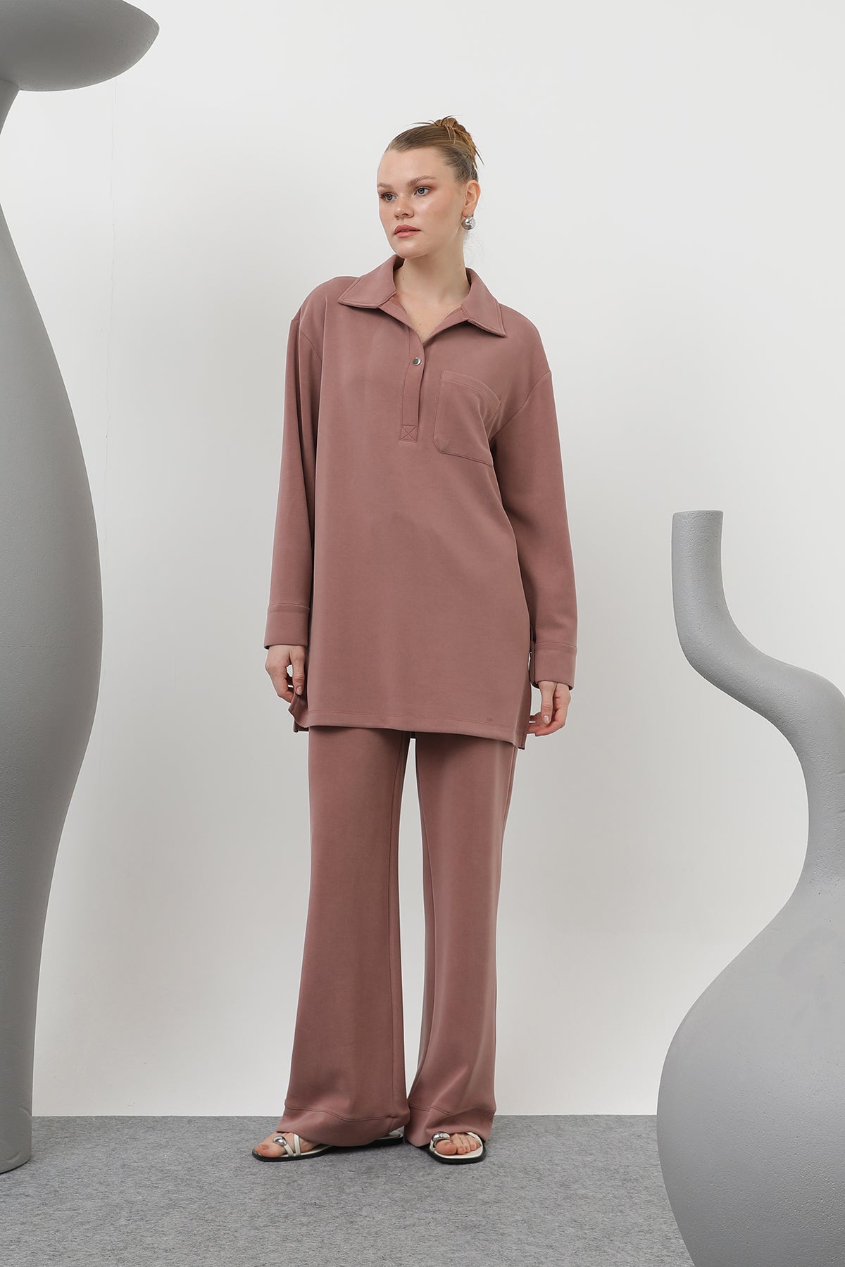 Kadın Yakası Çıtçıtlı Cep Detaylı Pantolonlu Takım - 20605TKS - ROSE