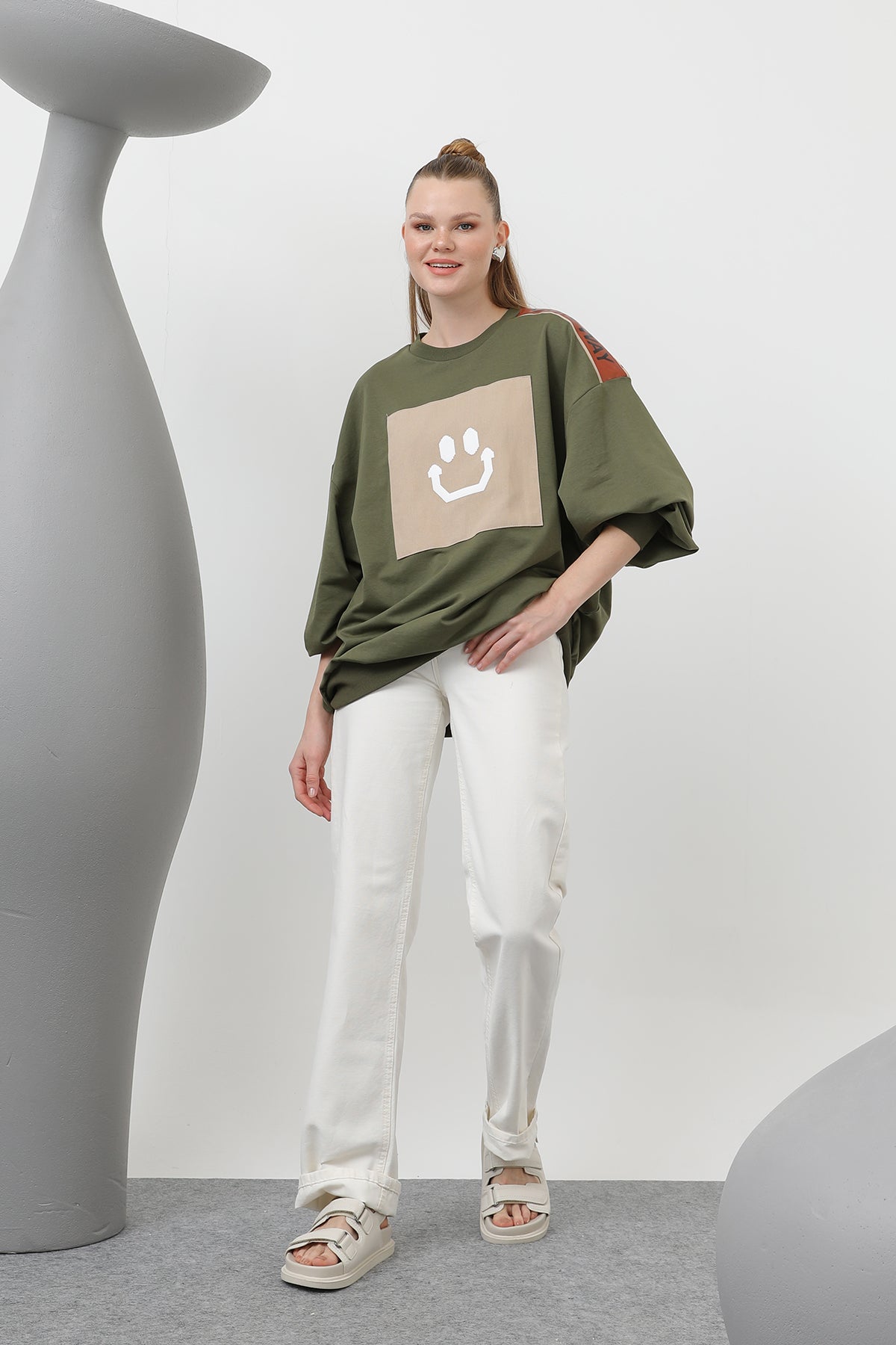 Kadın Önü Gülücük Baskılı Ve Garnili Tunik - 20623TUN - KHAKİ-MINK