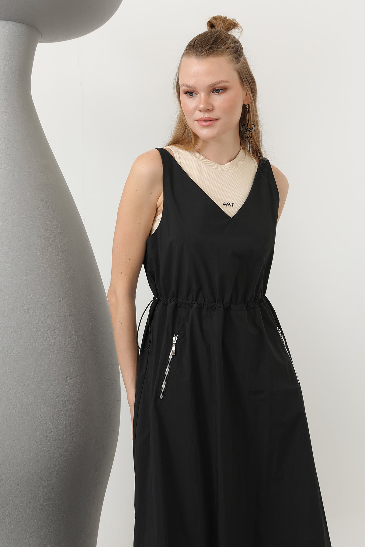 Bel Lastikli Nakış Detaylı Elbise - 32147ELB