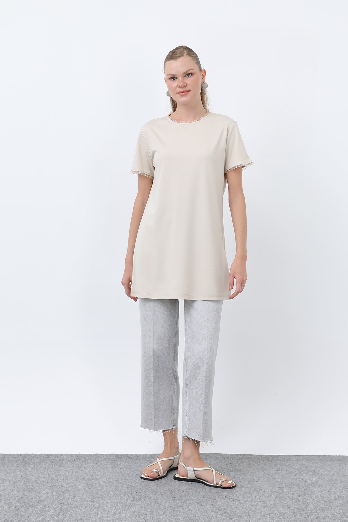Kadın Minimalist Ribana Detaylı Basic T-Shirt
-40013TSH - BEIGE