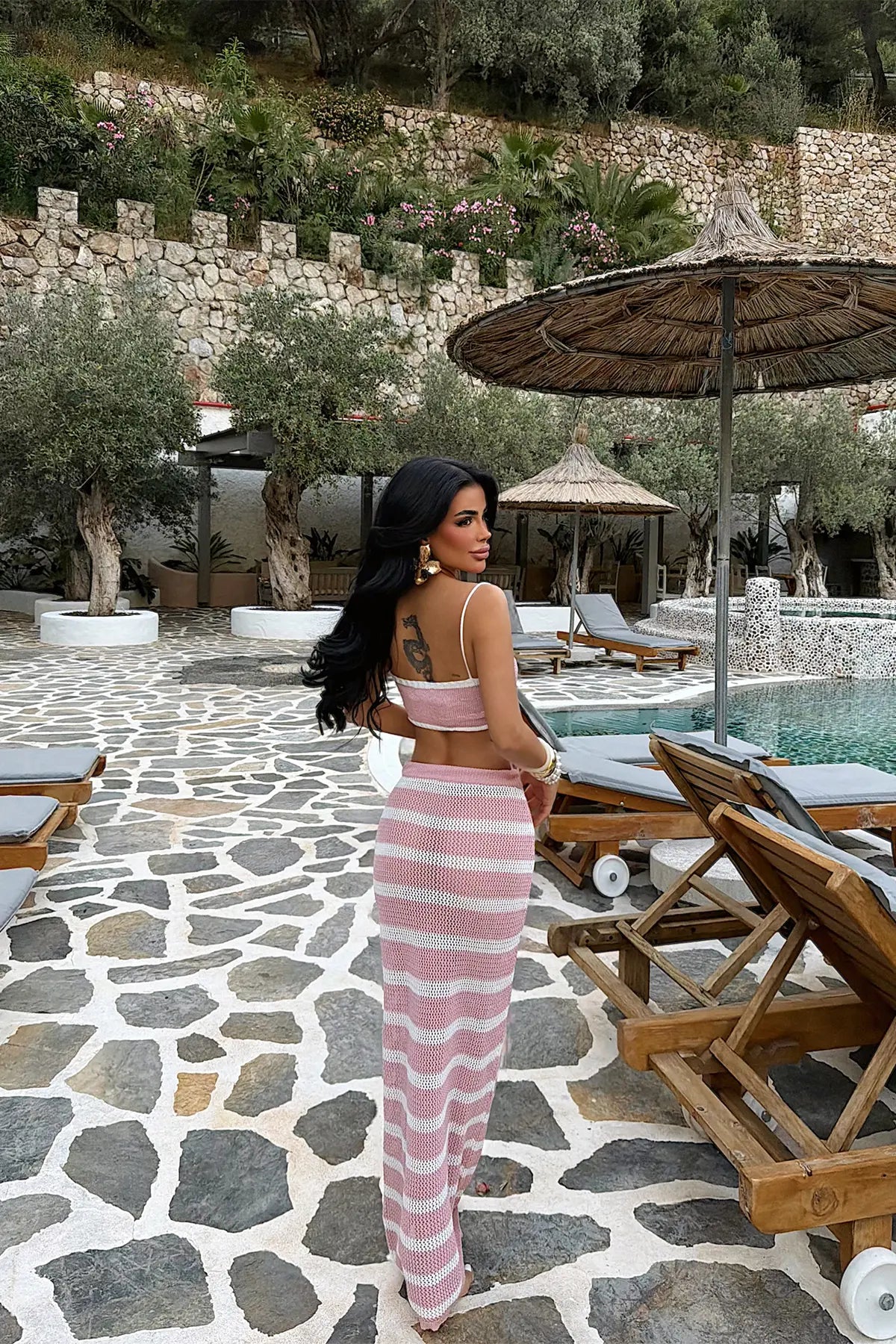Pembe Etekli Takım