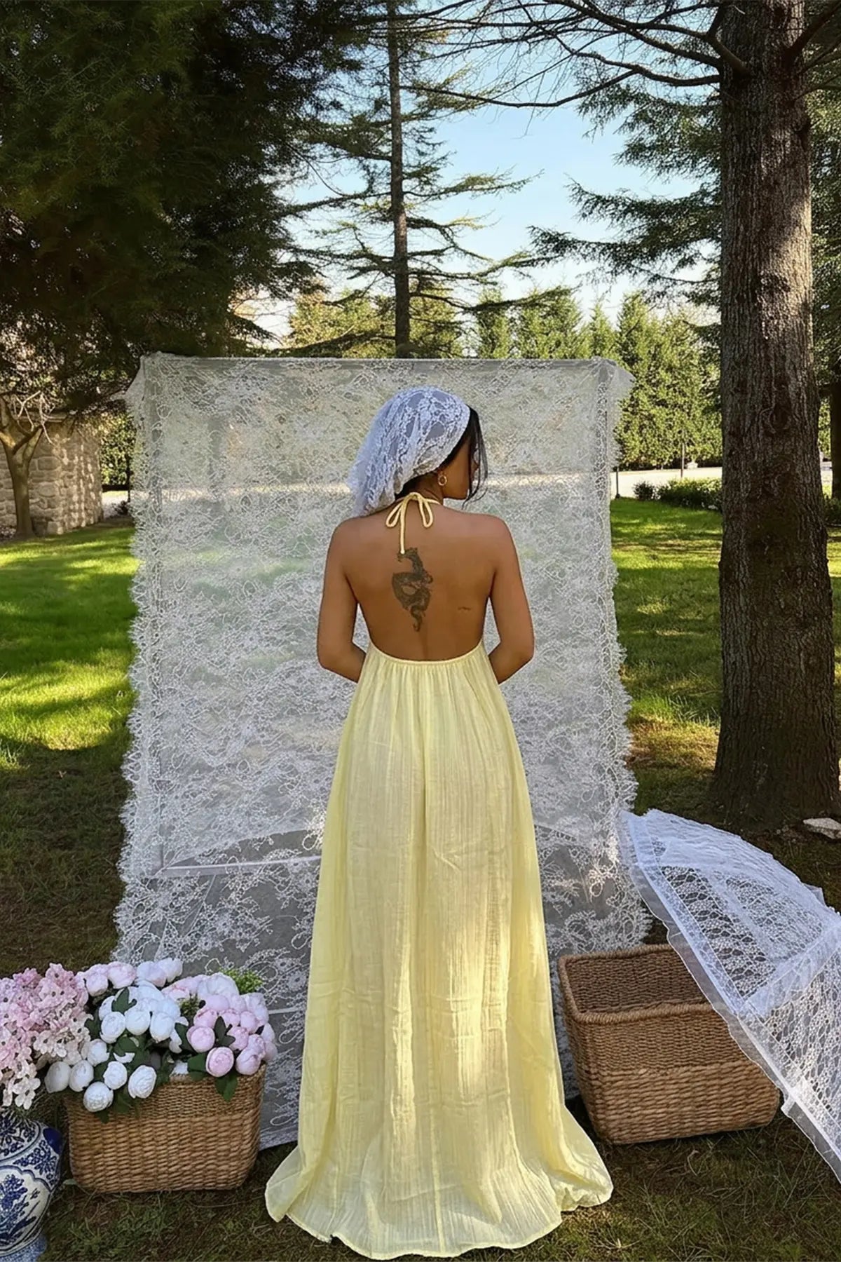 Sarı Halter Yaka Elbise