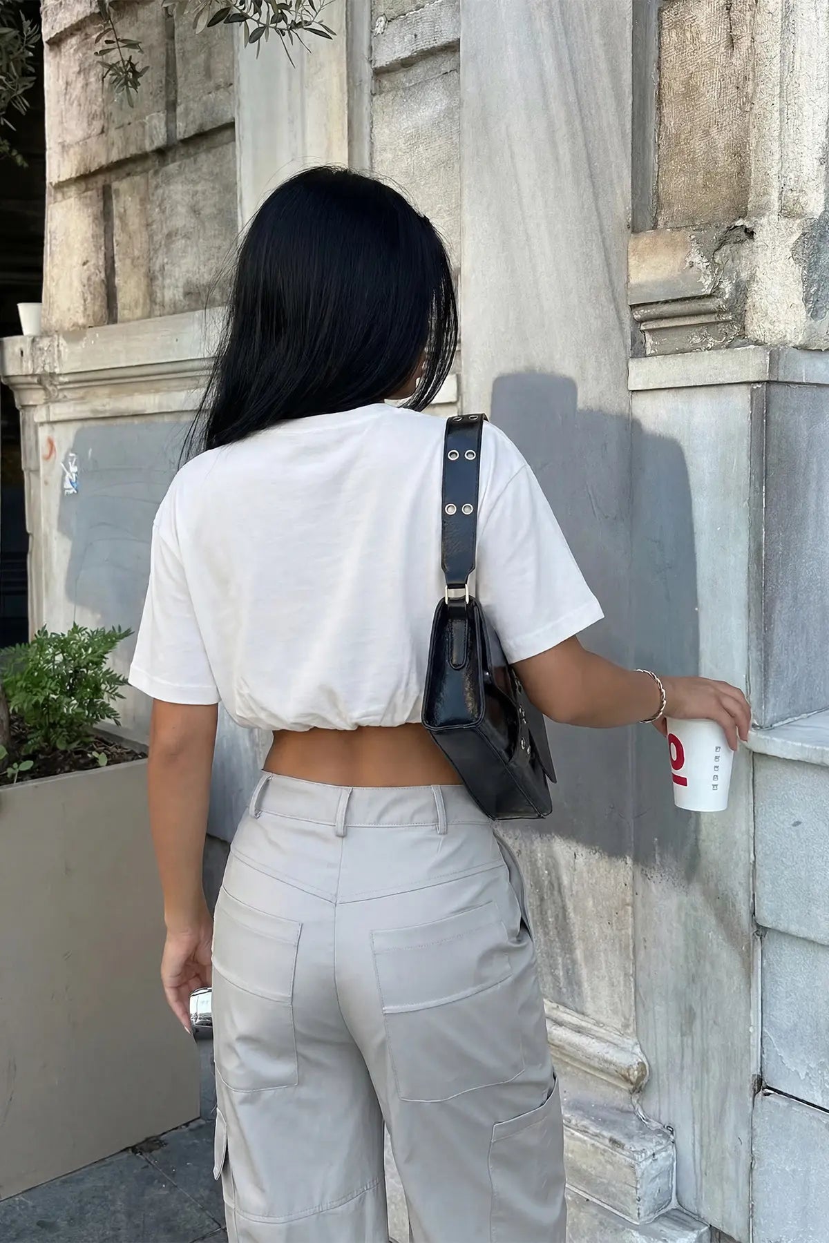 Beyaz Basic Crop Top