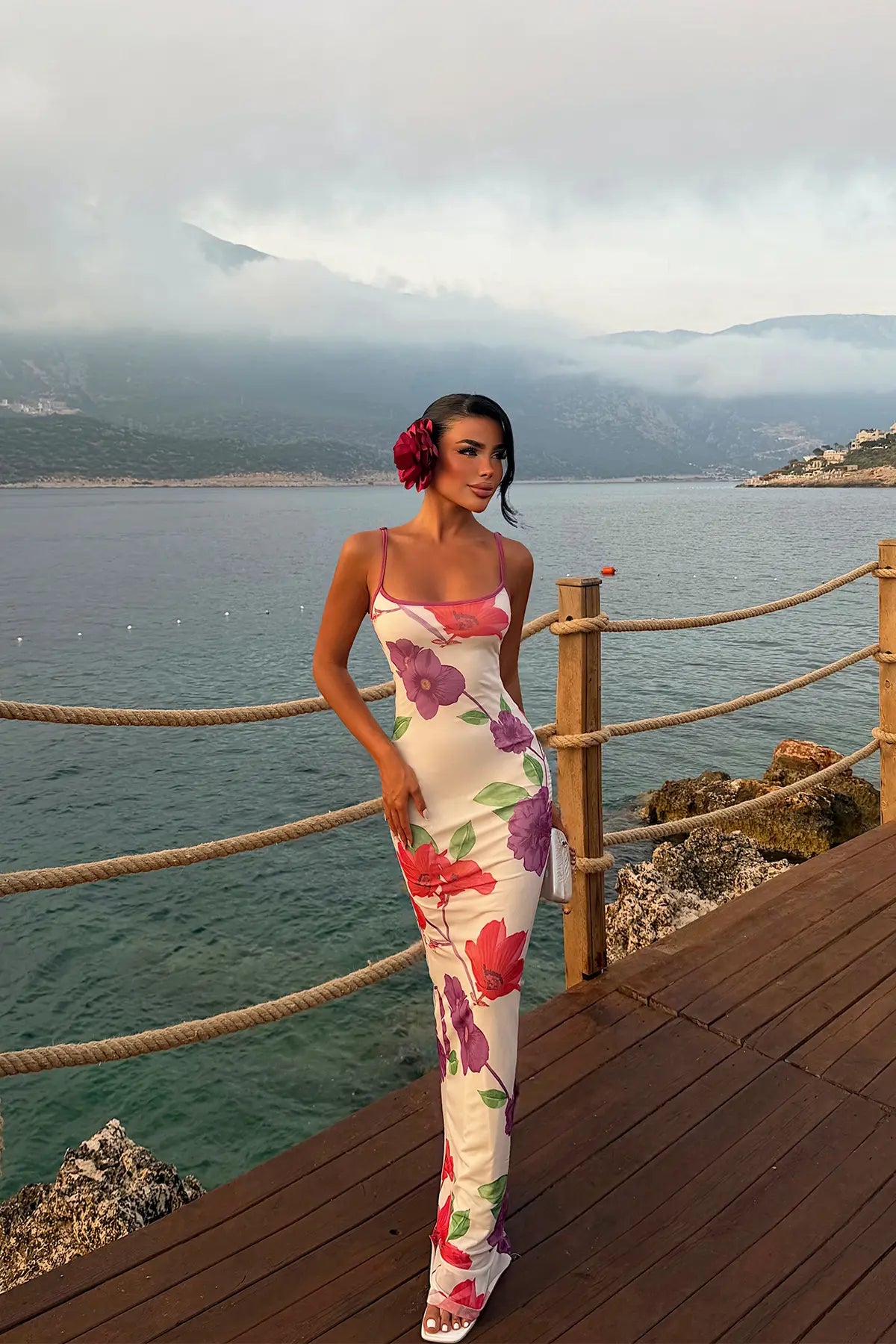 Krem Çiçek Desen Askılı Uzun Elbise