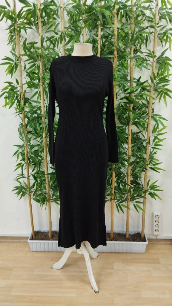Women's Long Sleeve Mock Neck Open-Back Lace-Up Midi Knit Dress, 28513