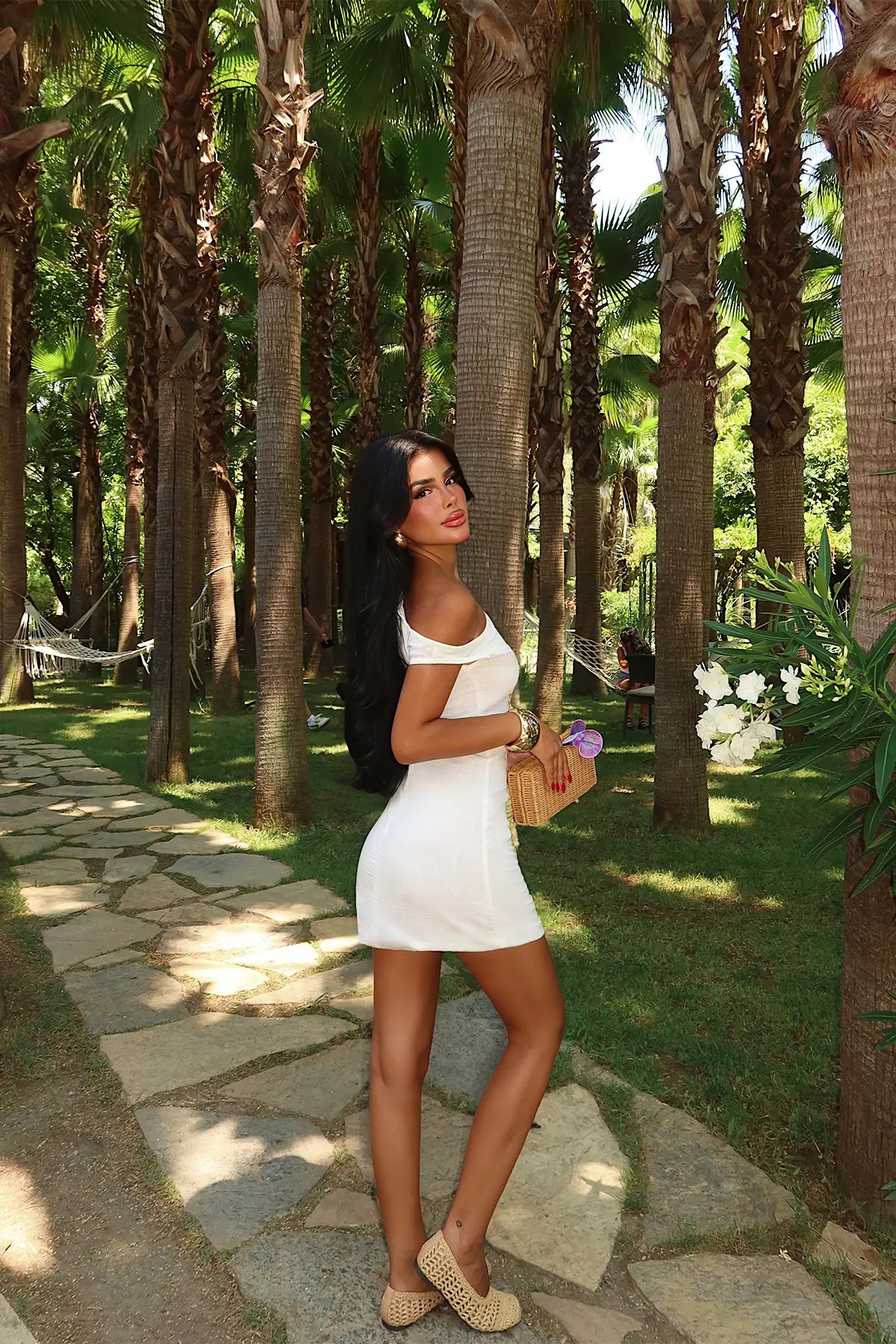 Beyaz Askılı Mini Elbise