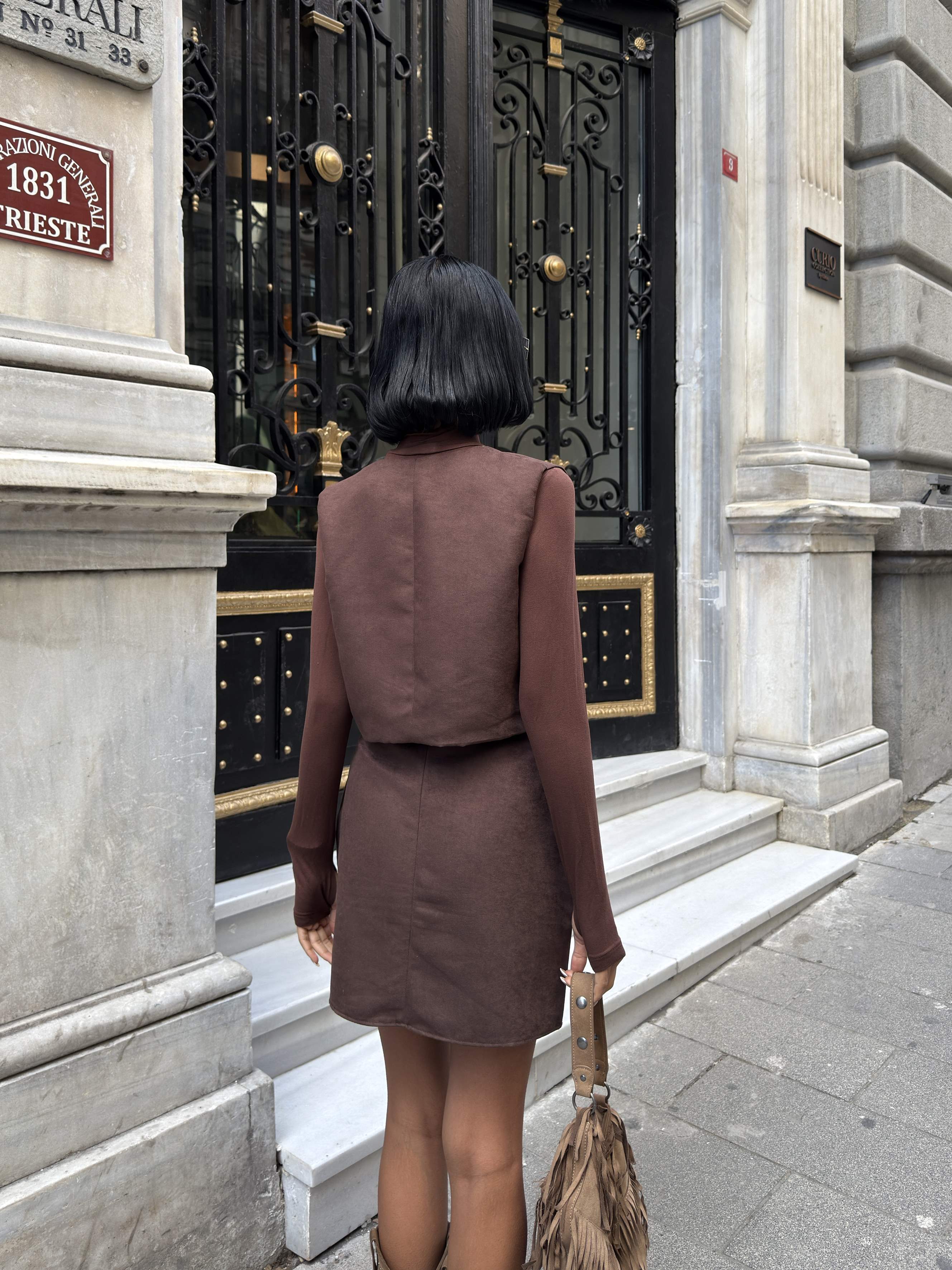 3101 SUEDE SET WITH VEST