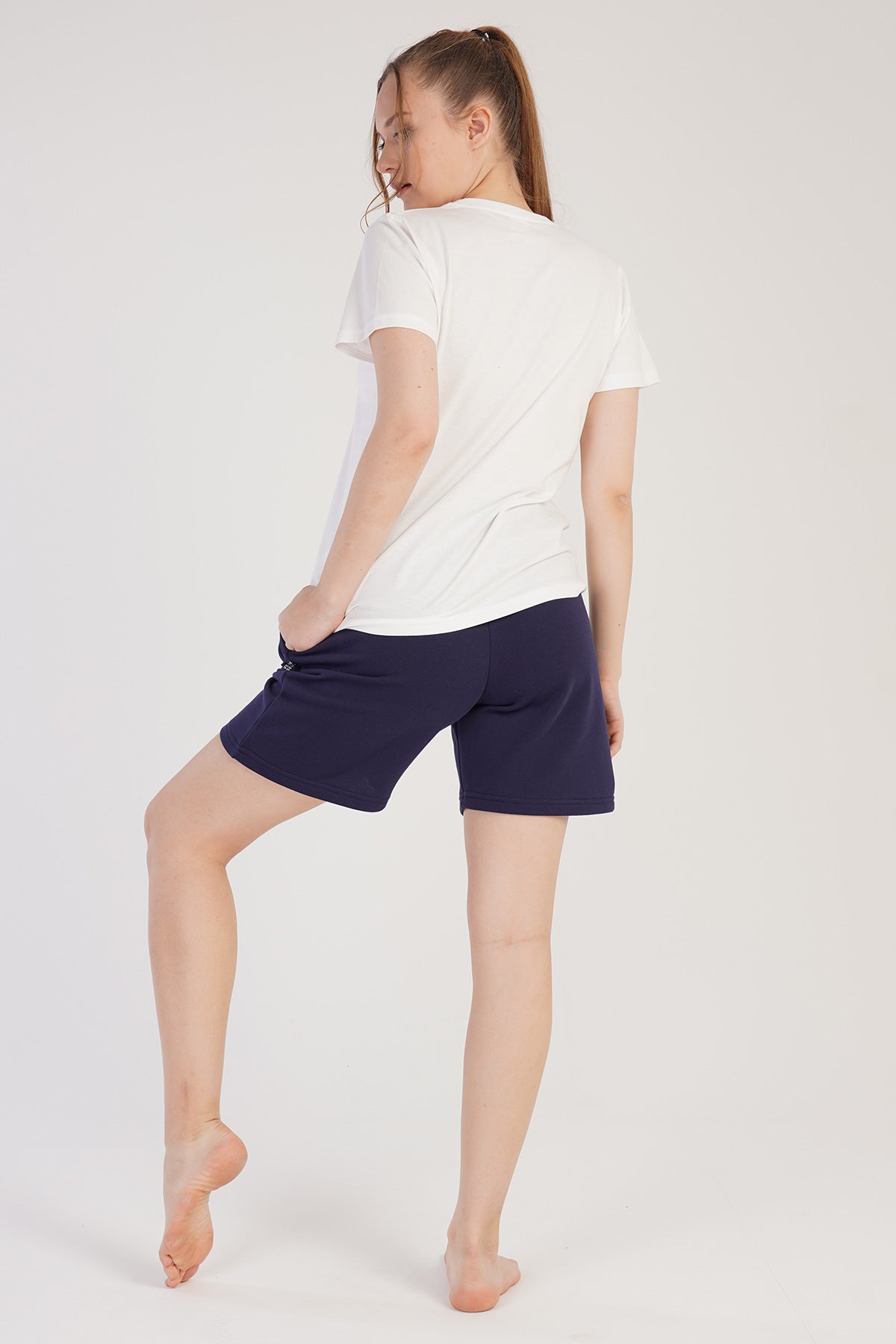 KADIN P.SUPREM/3IPLIK V YAKA KISA KOL CEPLI SORT TAKIM