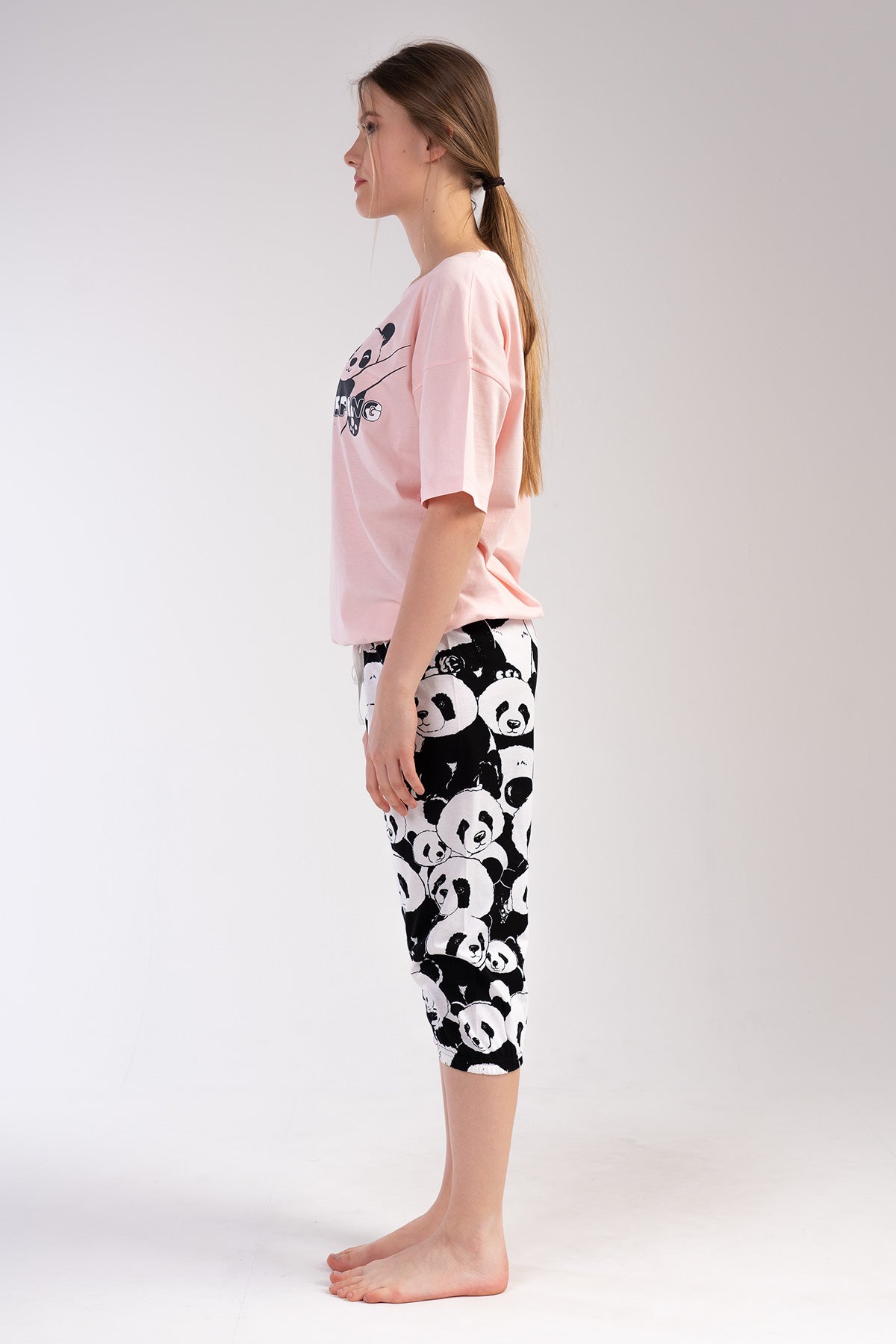 Woman Keep Sleeping Capri Set