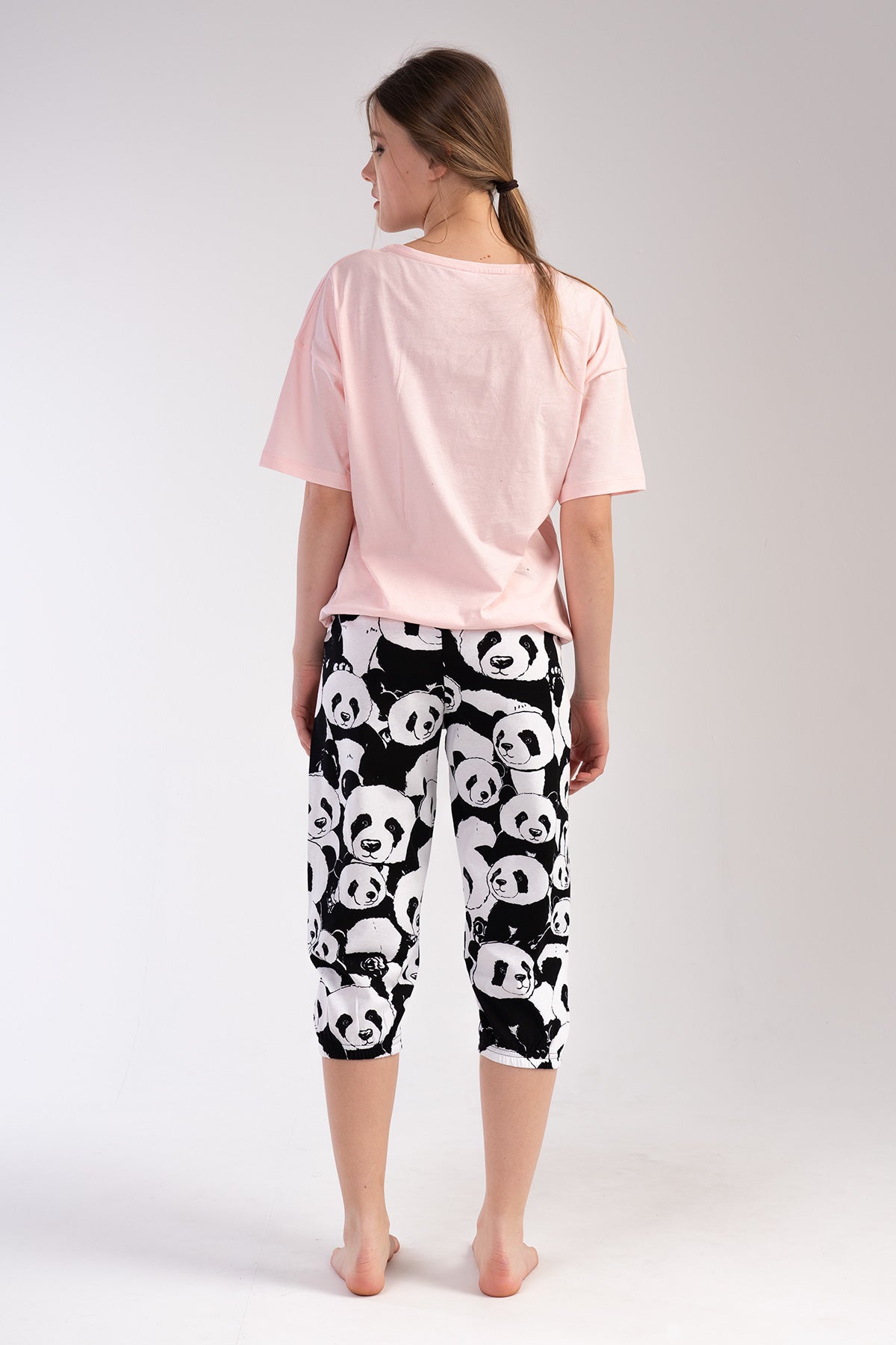 Woman Keep Sleeping Capri Set