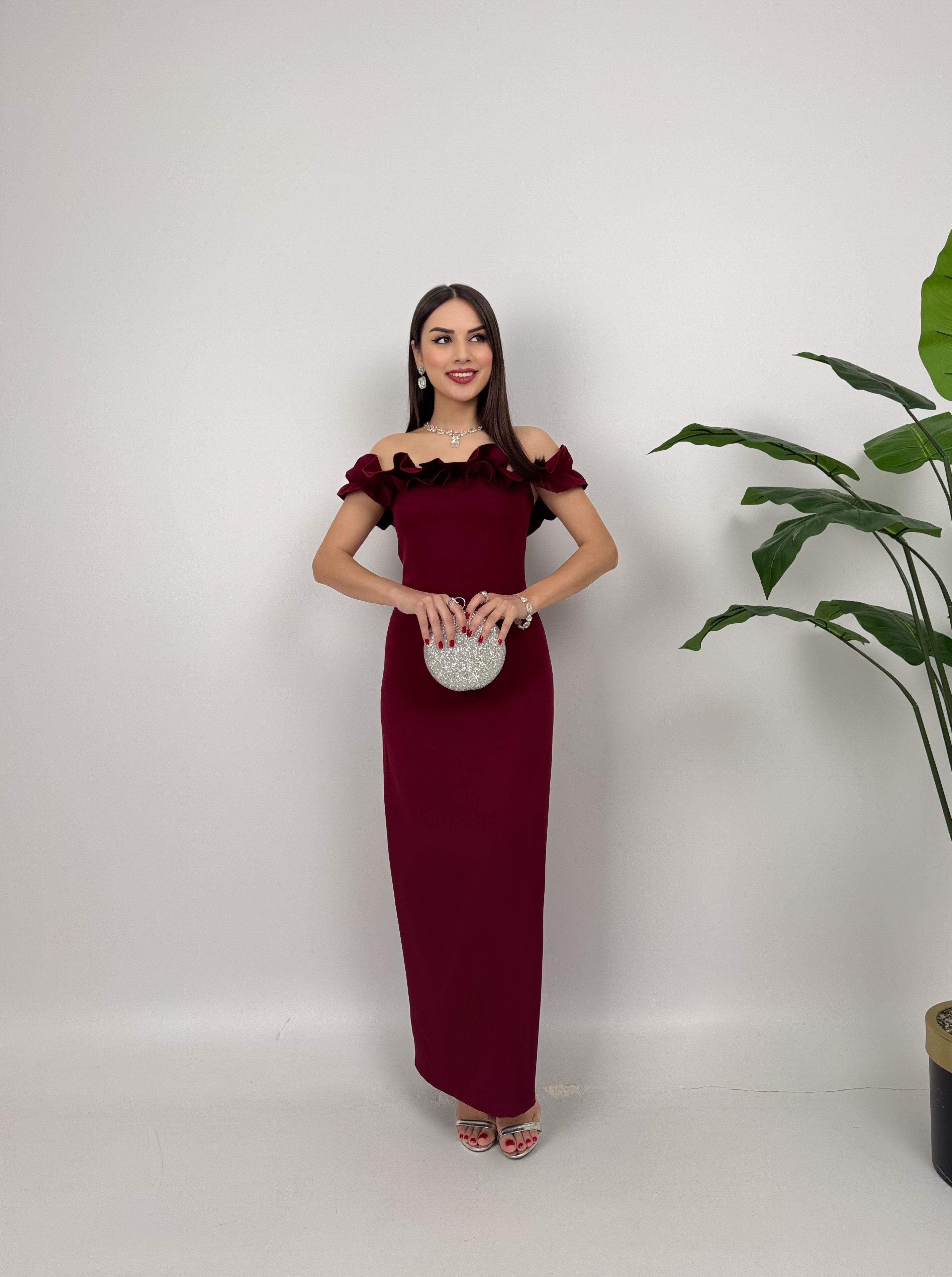 3021 GÖĞÜS BÜZGÜLÜ ELBİSE